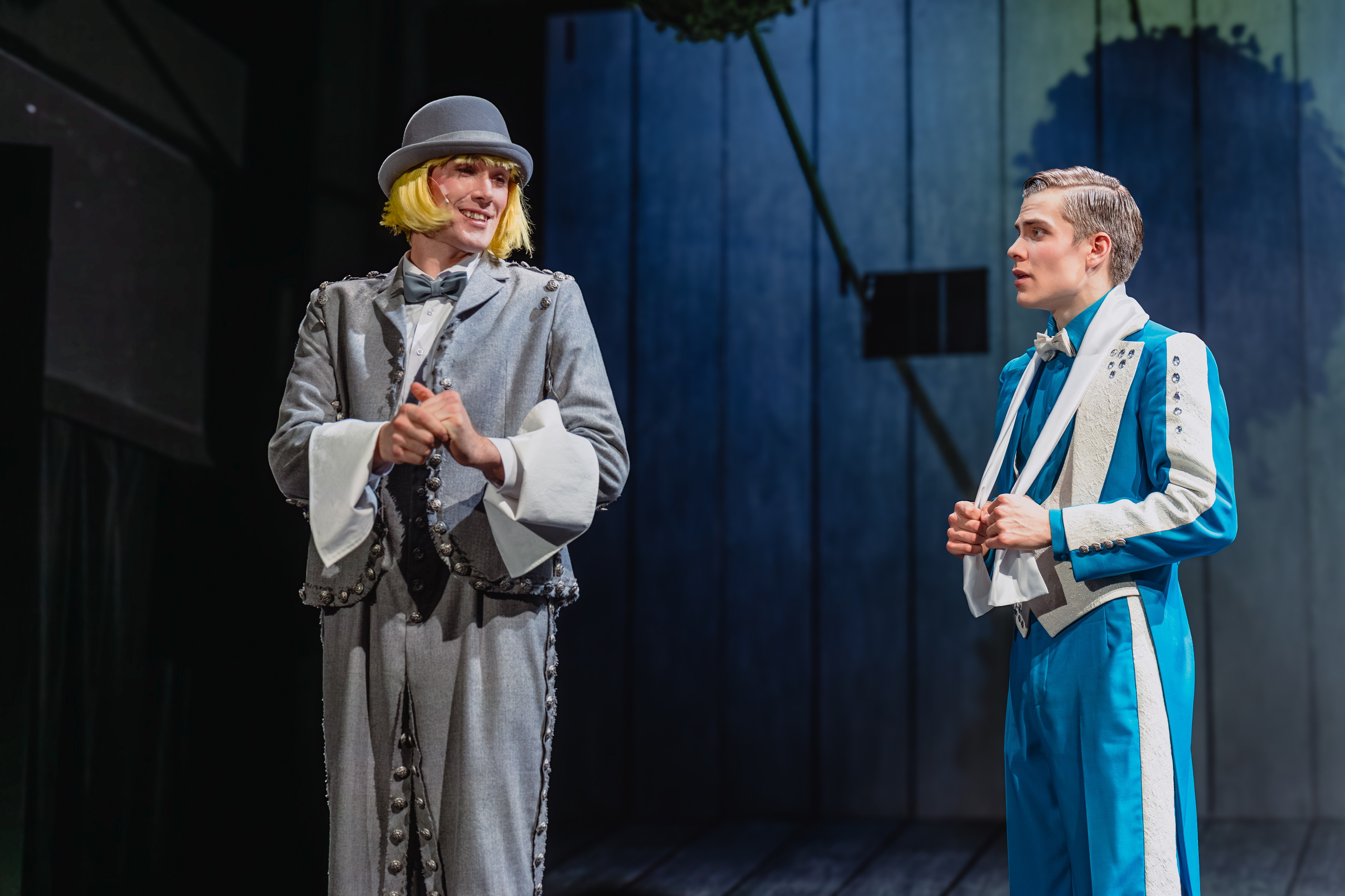 Театр Терезы Дуровой: Ревизор. Сайт фотографа Сергея Абрамова