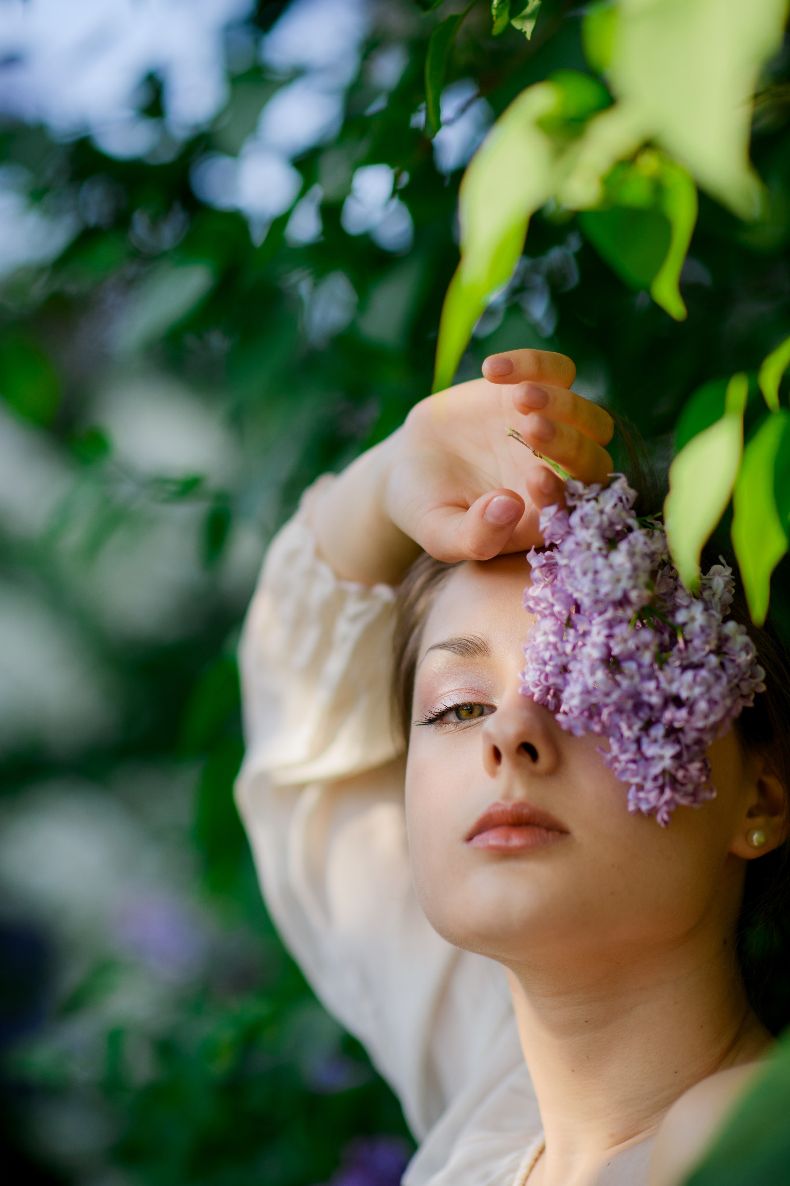 Фотосессия в сиреневом саду. Главная