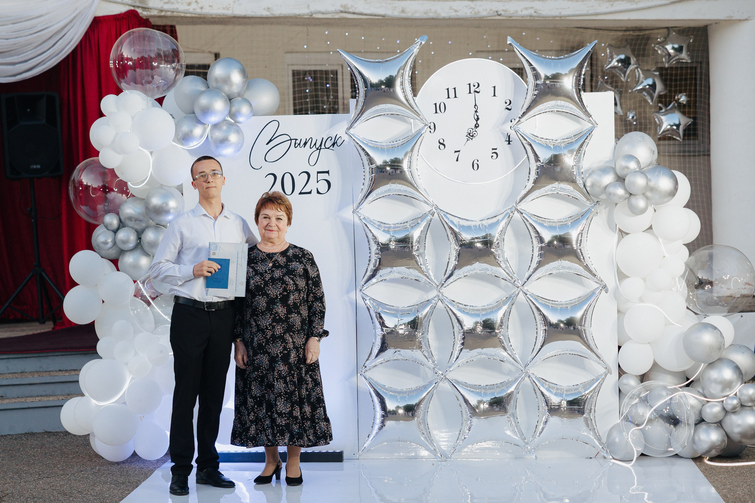 Вручение аттестатов. Свадебный фотограф Роман Еремеев