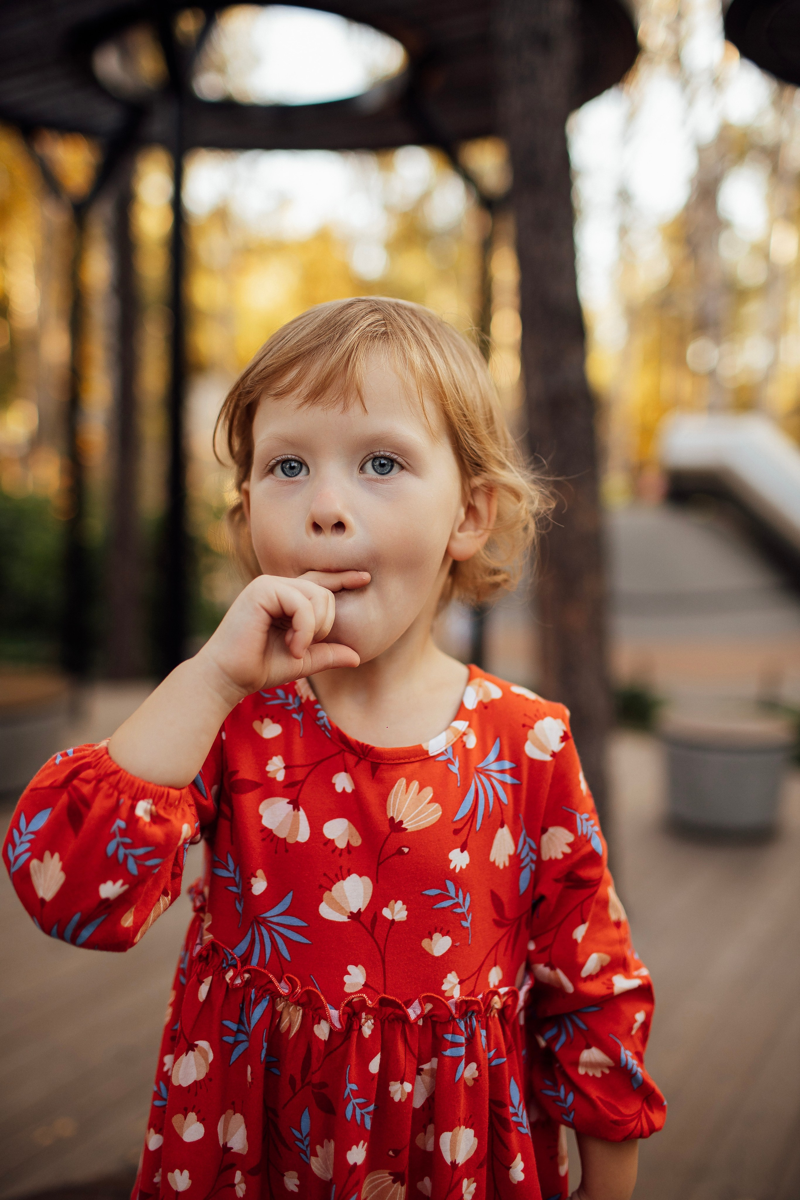 Саша Наташа и Анжелика. Семейная съемка — это красивый способ признаться своей семье в любви