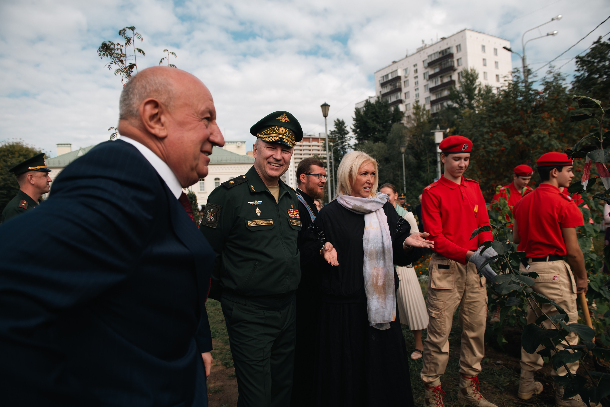 Храм Андрея Боголюбского, служба с участием войск РХБ защиты. Фотограф, визажист. Москва