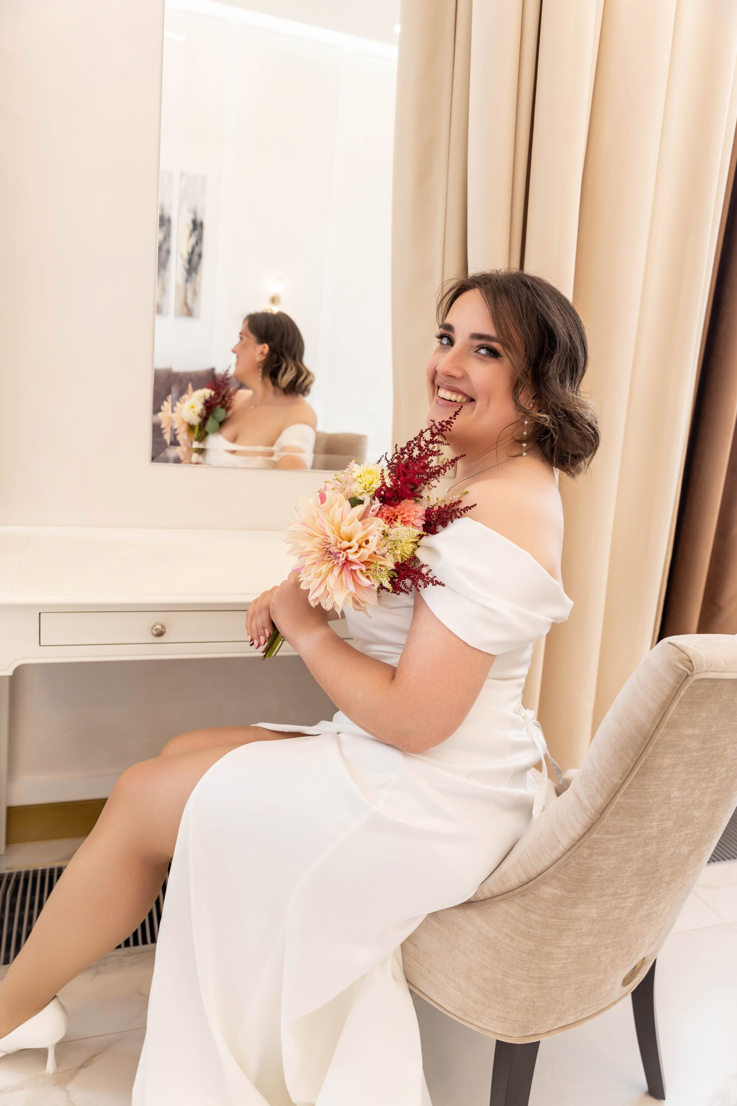 Свадебный день в Москве. Свадебный фотограф Александра Мяскова