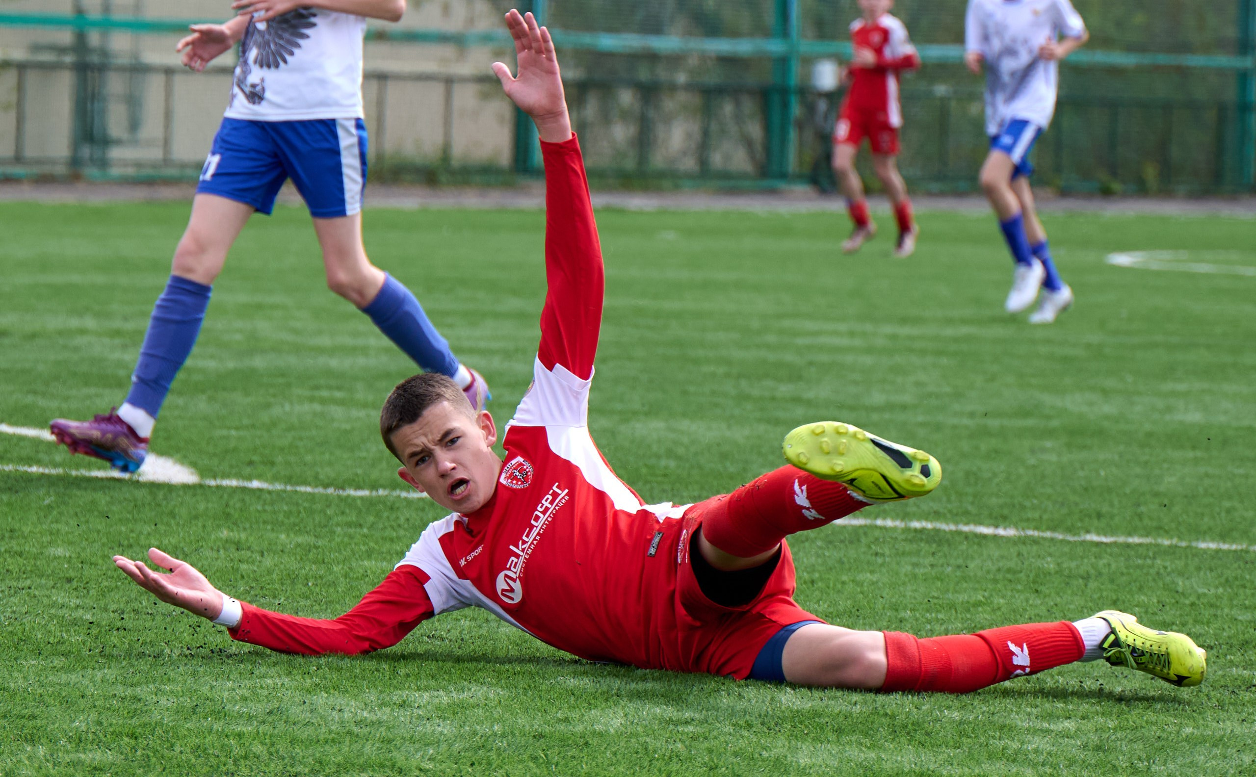Футбол. Кубок РФС среди юношеских команд клубов ФНЛ «Приволжье». Спортивный репортажный фотограф в Ижевске Сергей Мерзляков