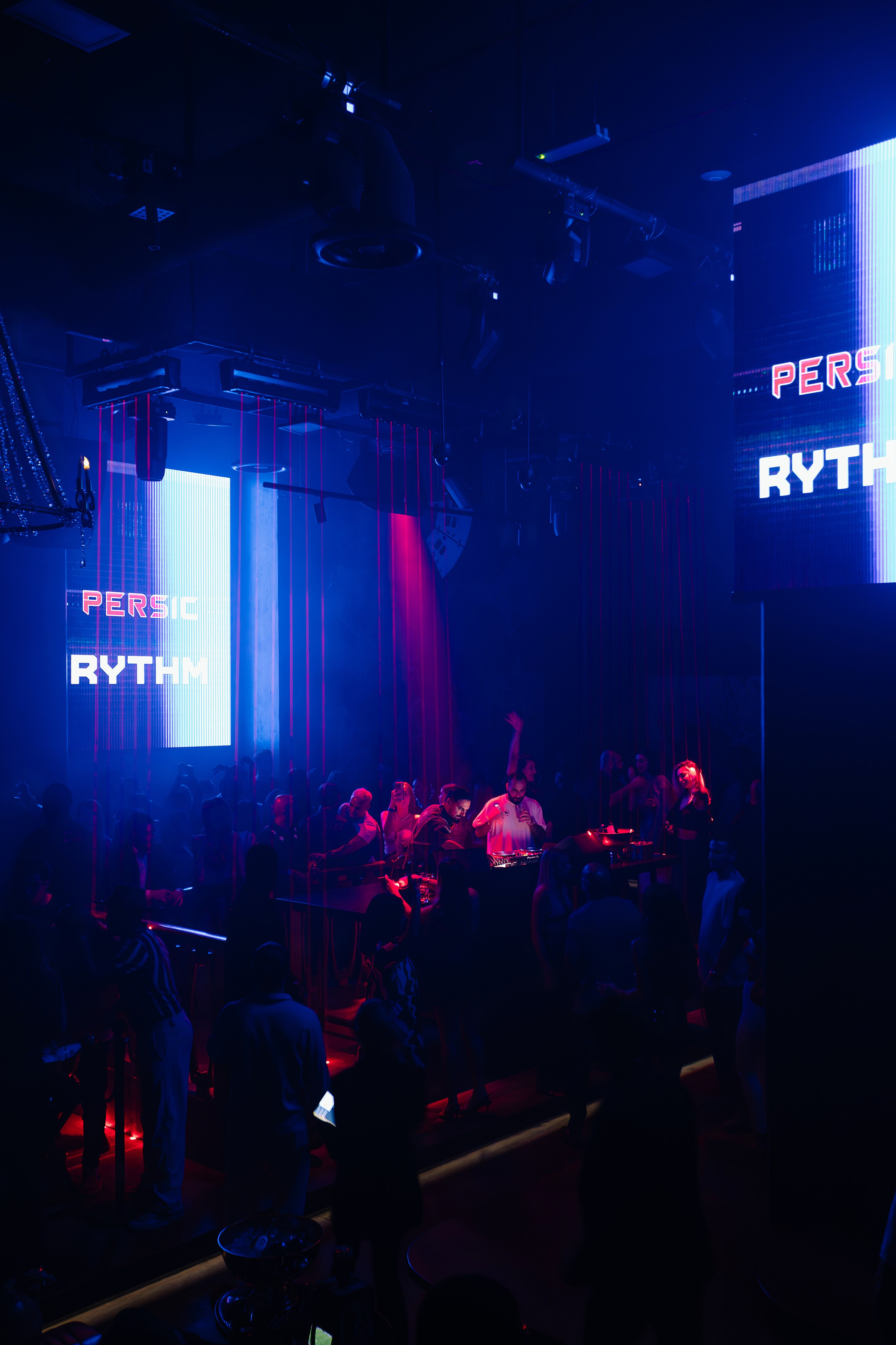 Nightlife Photography in Dubai — Persis Club Party Shoot. Evgen Yatsenko — Photographer in Dubai