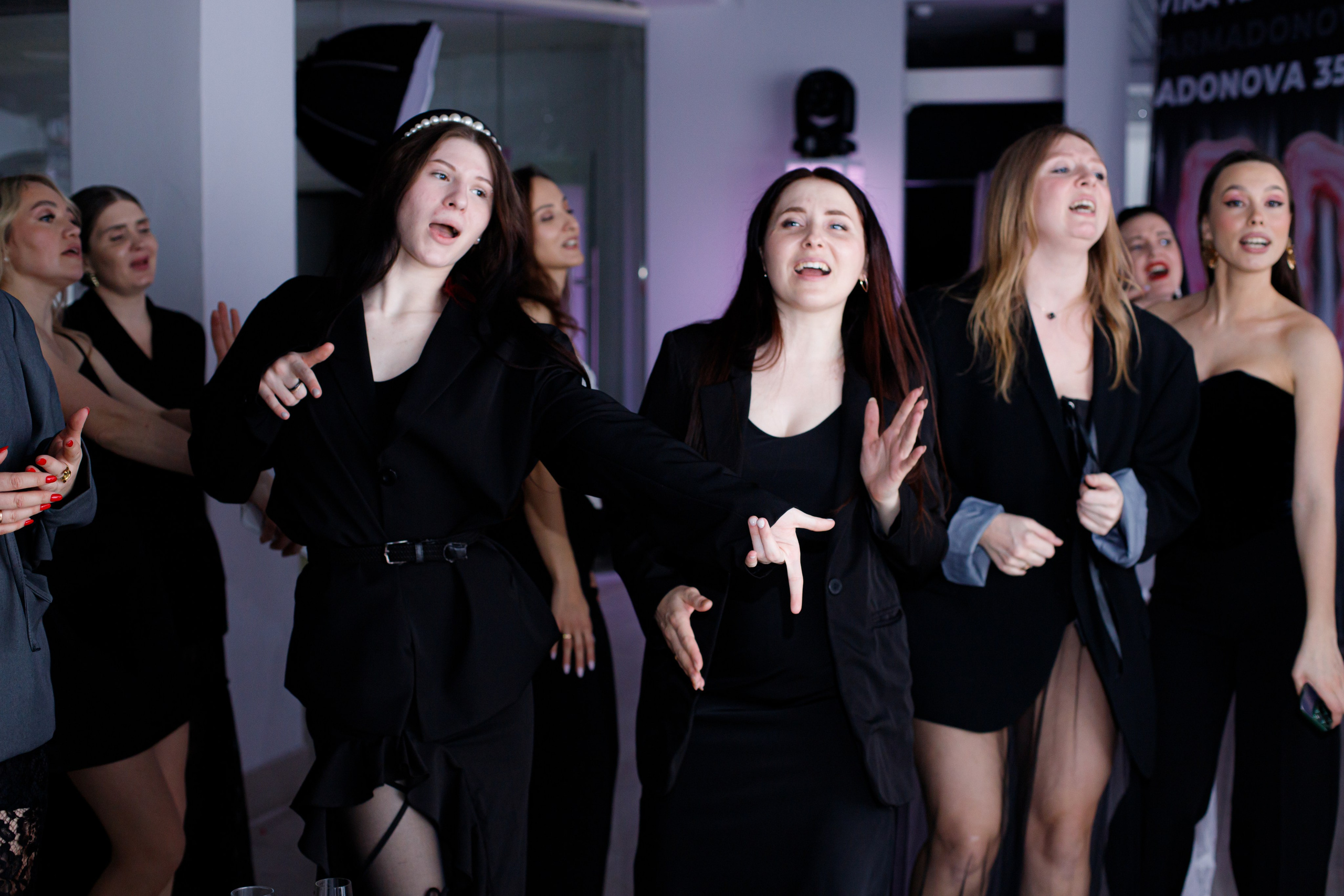 VIKA KARMADONOVA. Photokarish