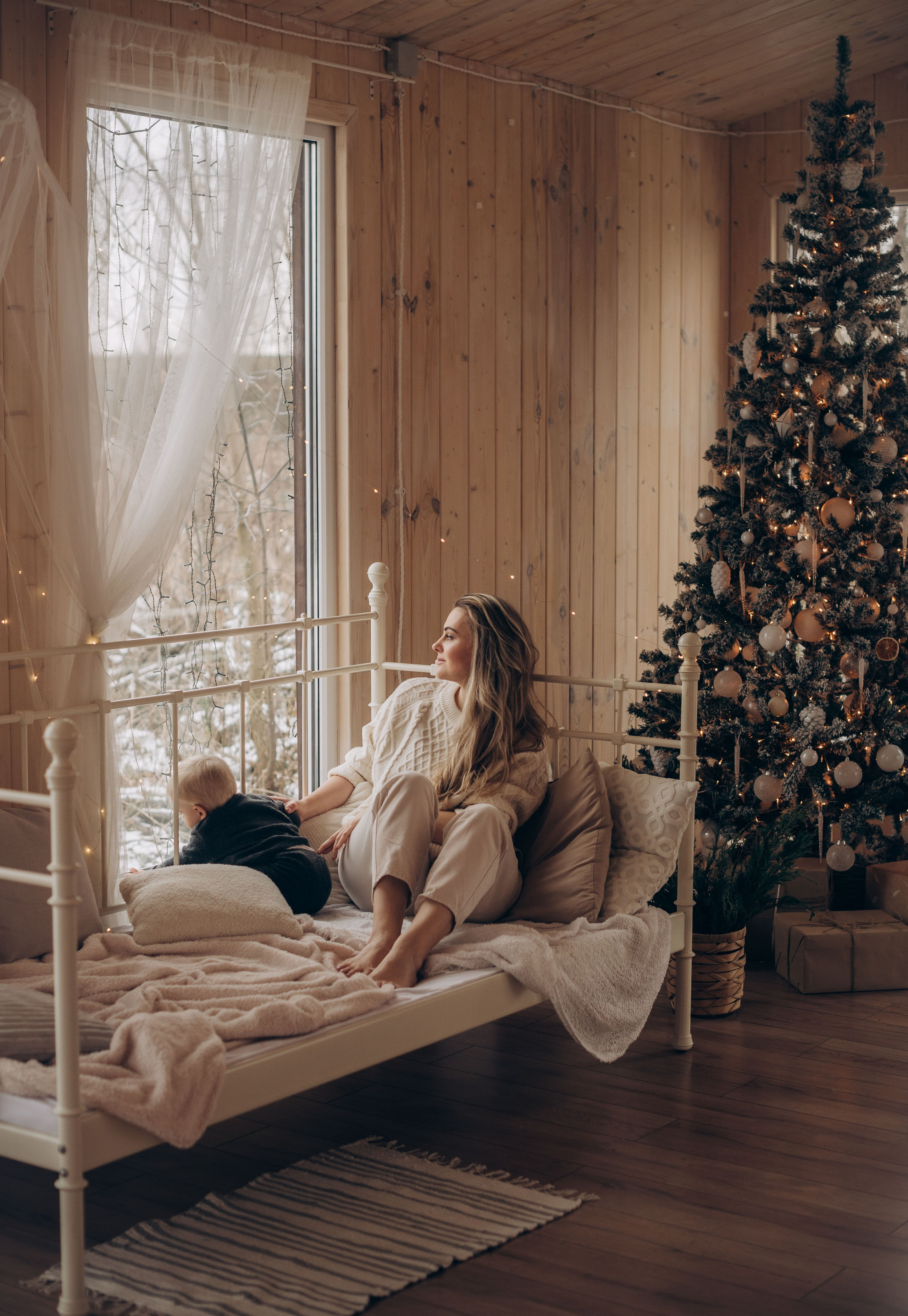 Семейная новогодняя фотосессия в студии. Семейный фотограф в Домодедово и Москве Елена Пичугина