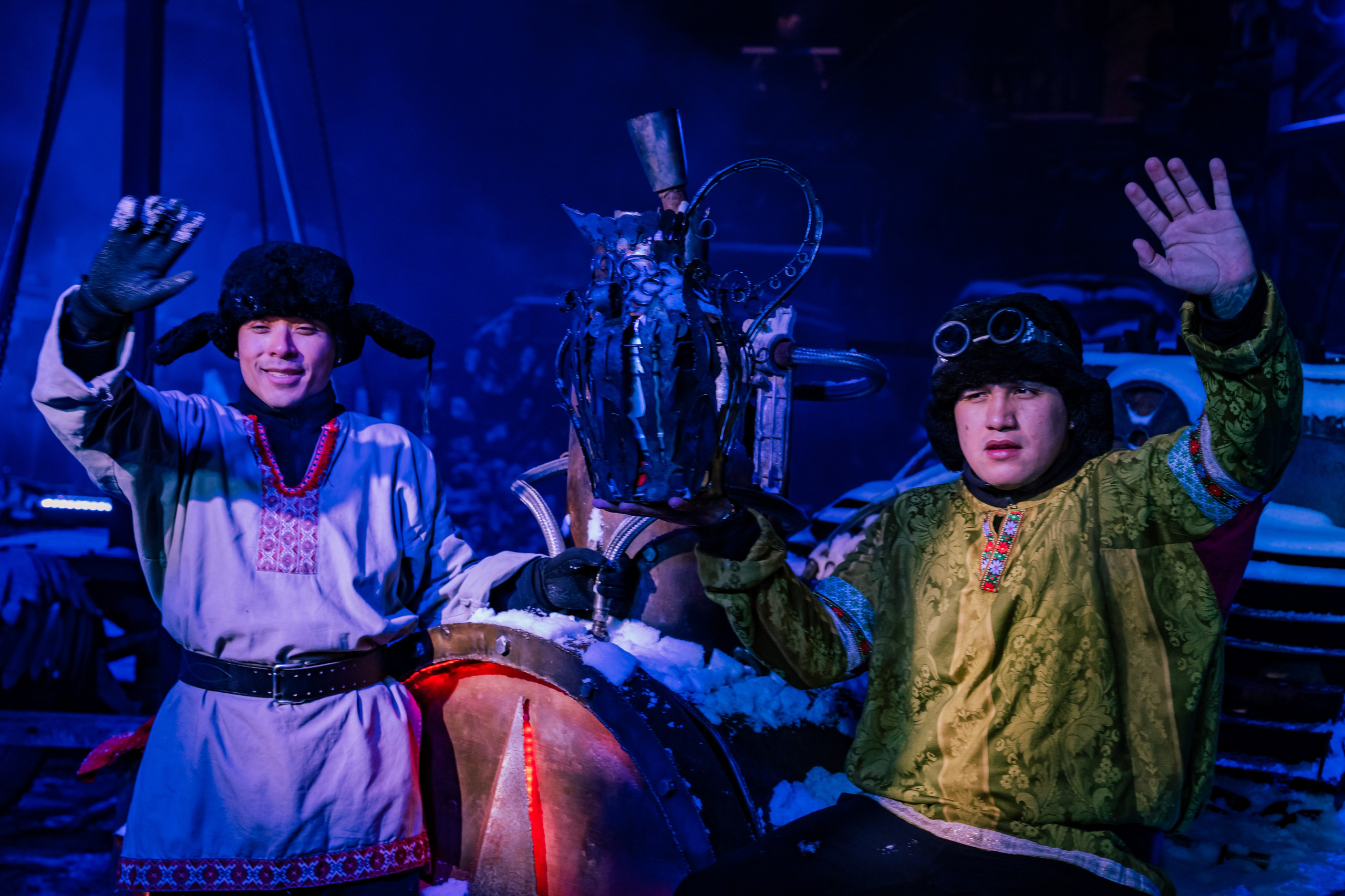 Новогодняя сказка в Байк Центре «Ночные Волки». Крамер Юлиана детский и семейный фотограф