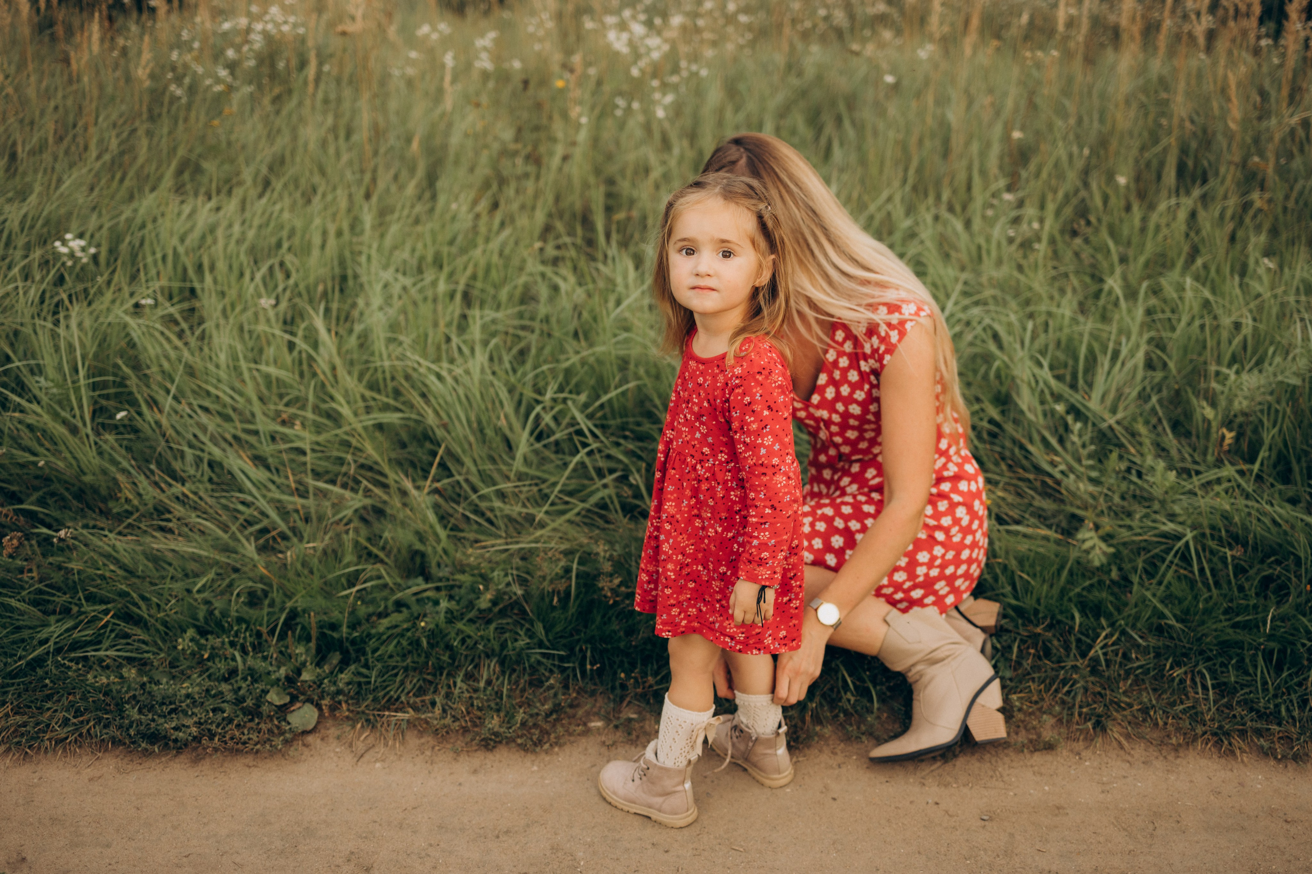 Мама и дочка (5.09.2025) г. Жуков (Калужская обл.). Надежда Стар семейный и церковный фотограф в Жукове и Калужской области