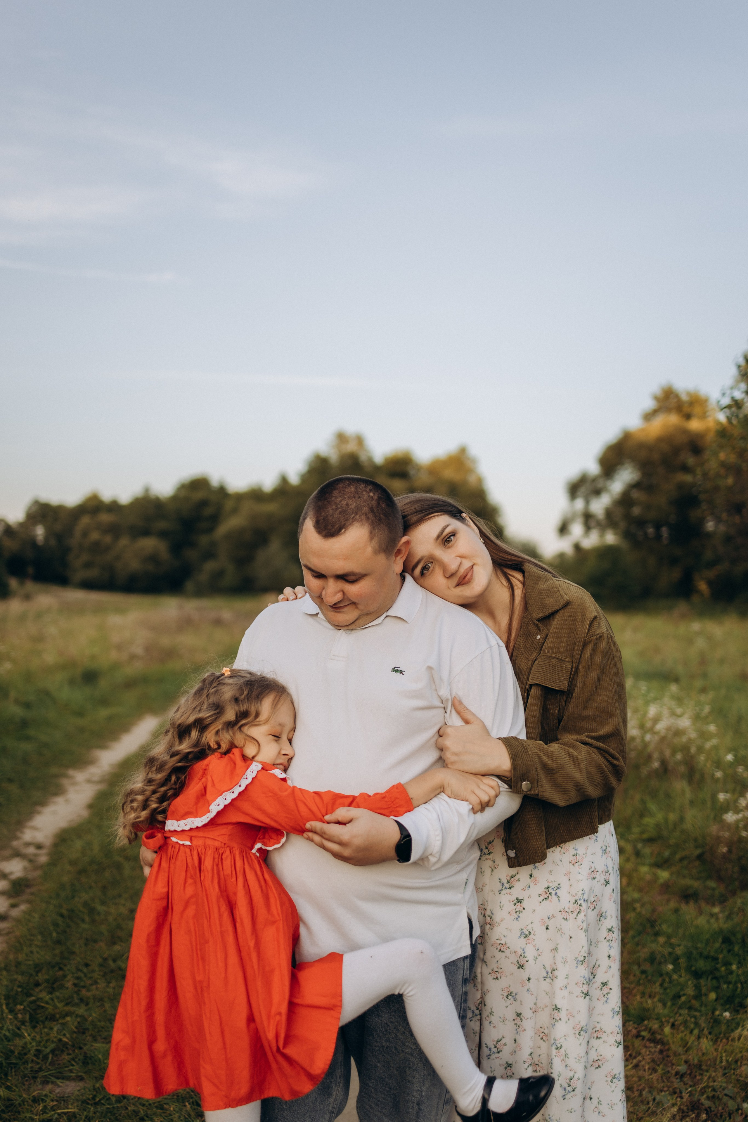 Семейная фотосессия (15.09.2025 г.) г. Жуков (Калужская обл.). Надежда Стар семейный и церковный фотограф в Жукове и Калужской области