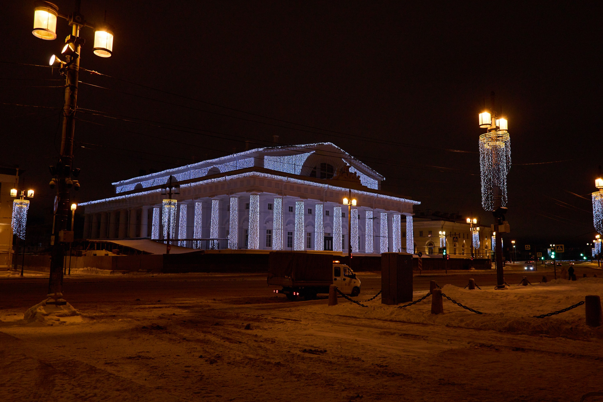 Рождество въ Санктъ-Петербургѣ. Фотографъ Сергѣевъ. Поймать мгновеніе