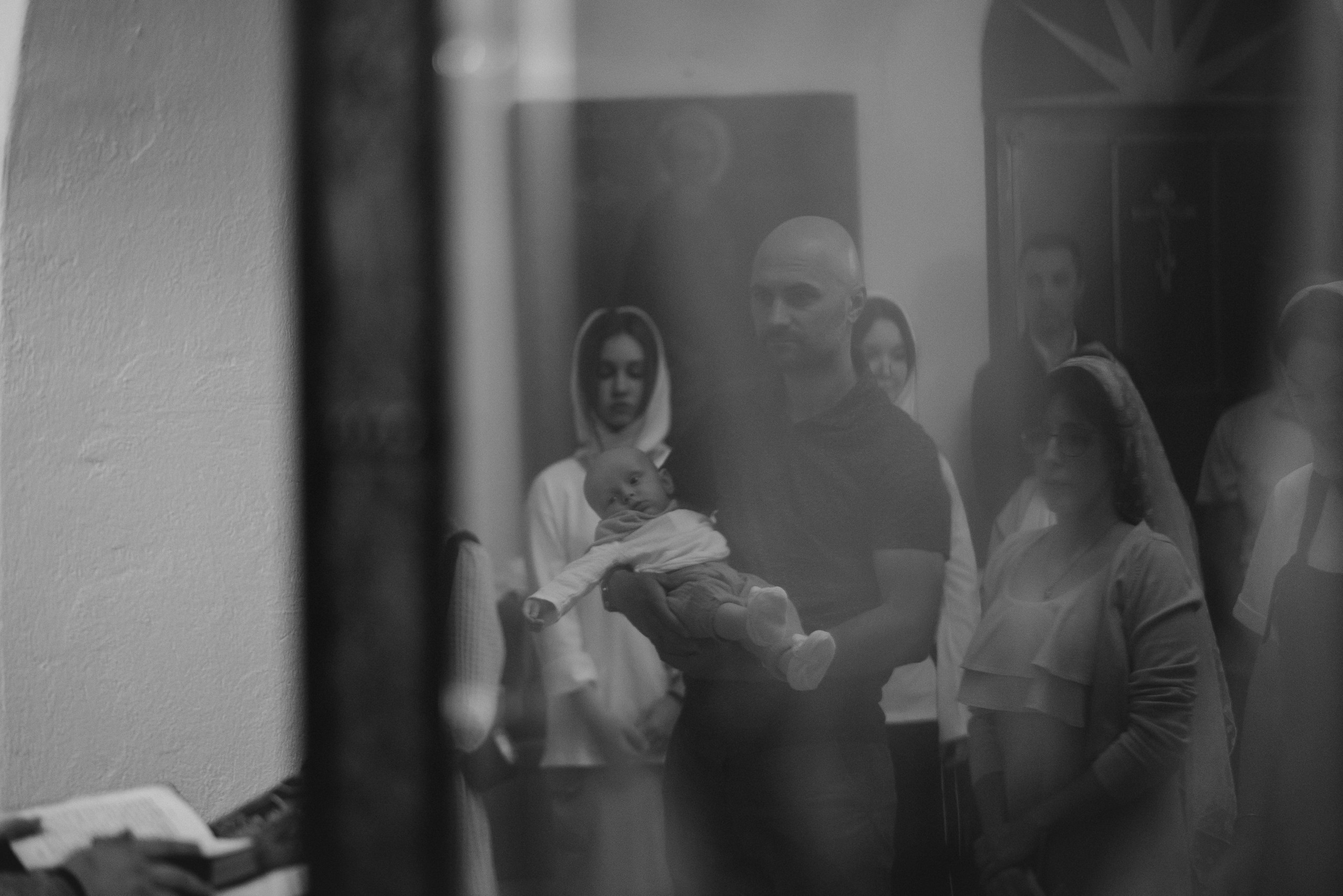 Иван. Церковь Благовещения Пресвятой Богородицы в Тайнинском. Семейный фотограф в Москве Лилия Лебедева