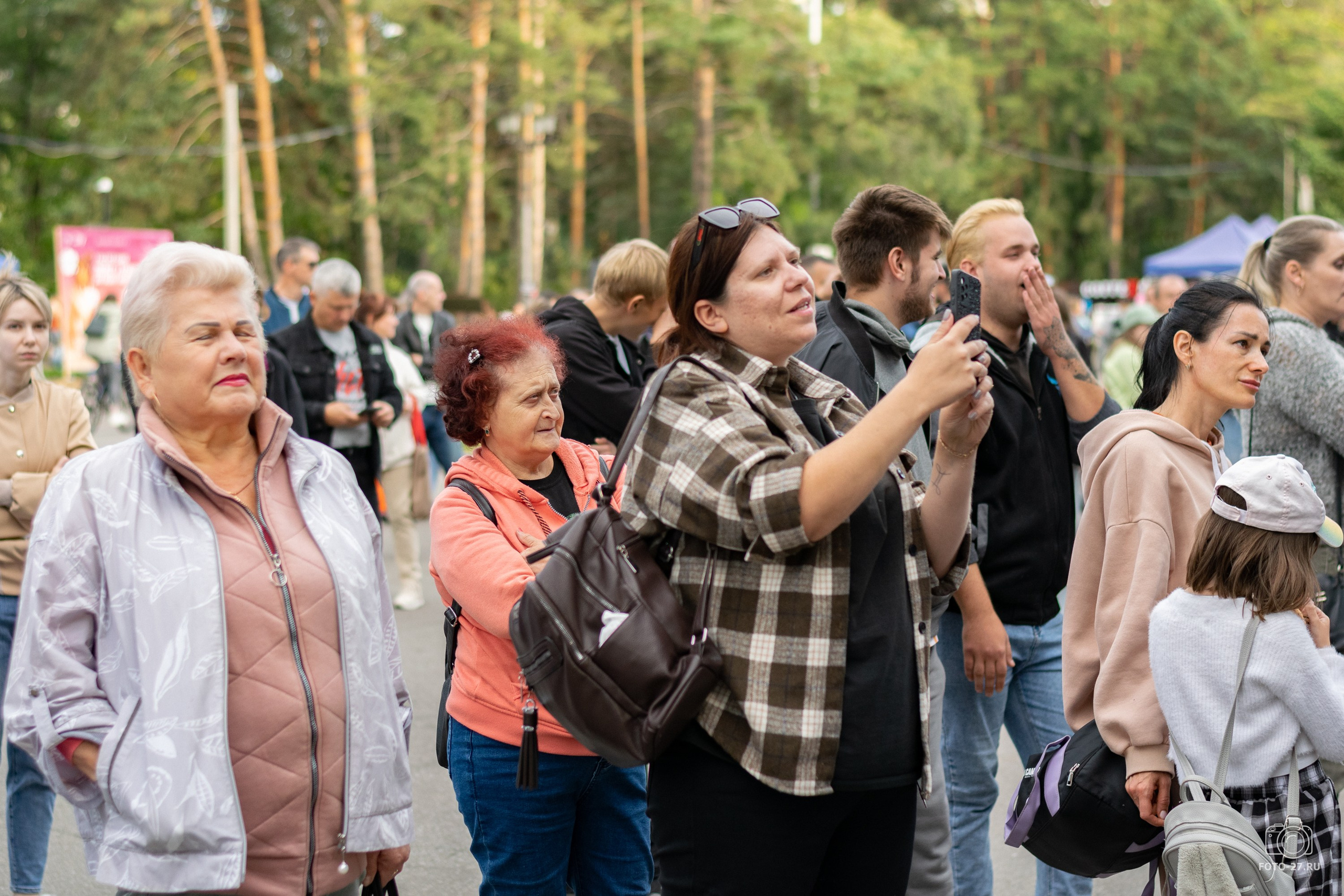Антон Курдюмов фотограф в Хабаровске Рина Курдюмова фото27 foto27 Антон Дорофеев репортажный репортаж документалист Тони и Рина фотосоздатели Международный фестиваль Рок в защиту животных Хабаровск