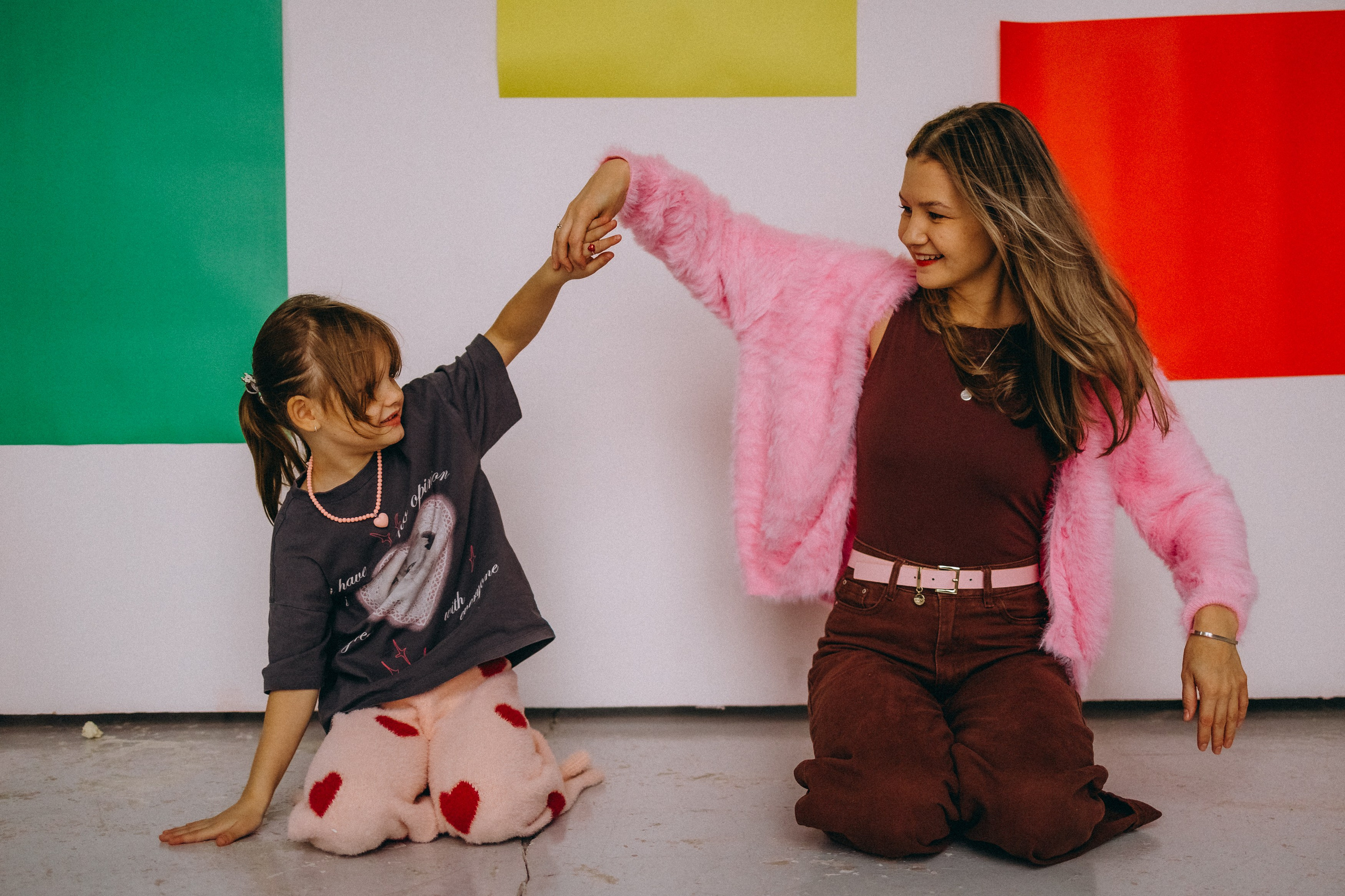 Настя и Кира. Главная