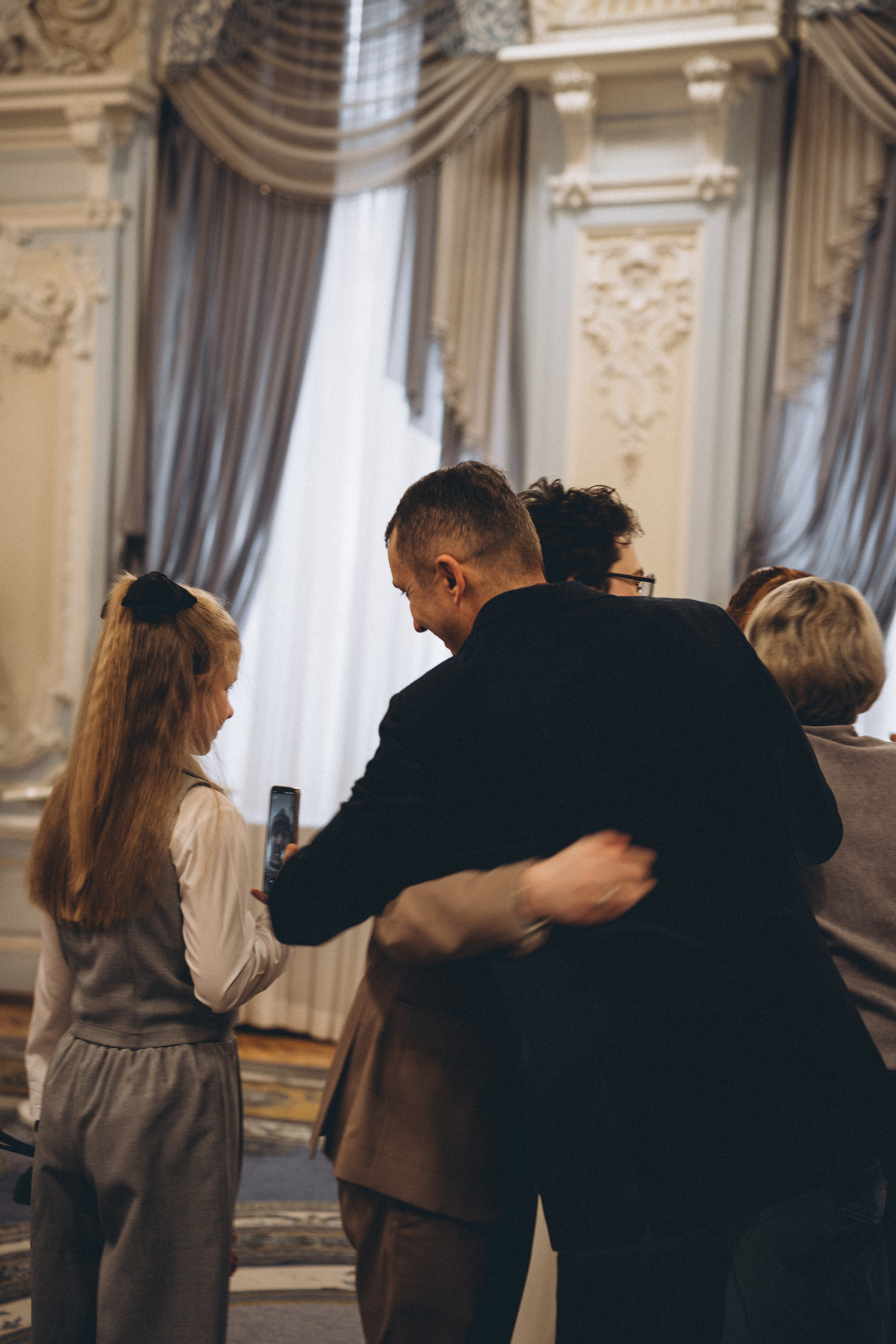 СВАДЕБНАЯ СЬЕМКА ВО ВТОРОМ ДВОРЦЕ С ГОСТЯМИ И ПРОГУЛКА В ТАВРИЧЕСКОМ САДУ. Профессиональный фотограф, Санкт-Петербург — Виктория Богомолова