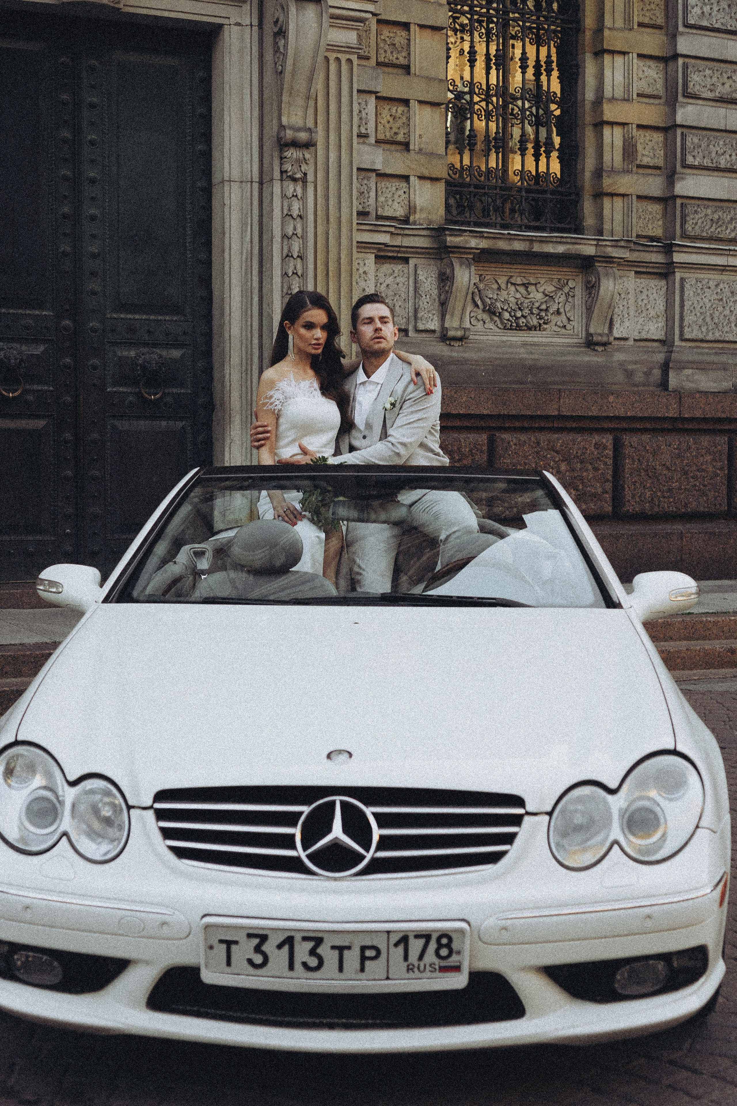 Свадебная сьемка у академии Штиглица. Профессиональный фотограф, Санкт-Петербург — Виктория Богомолова