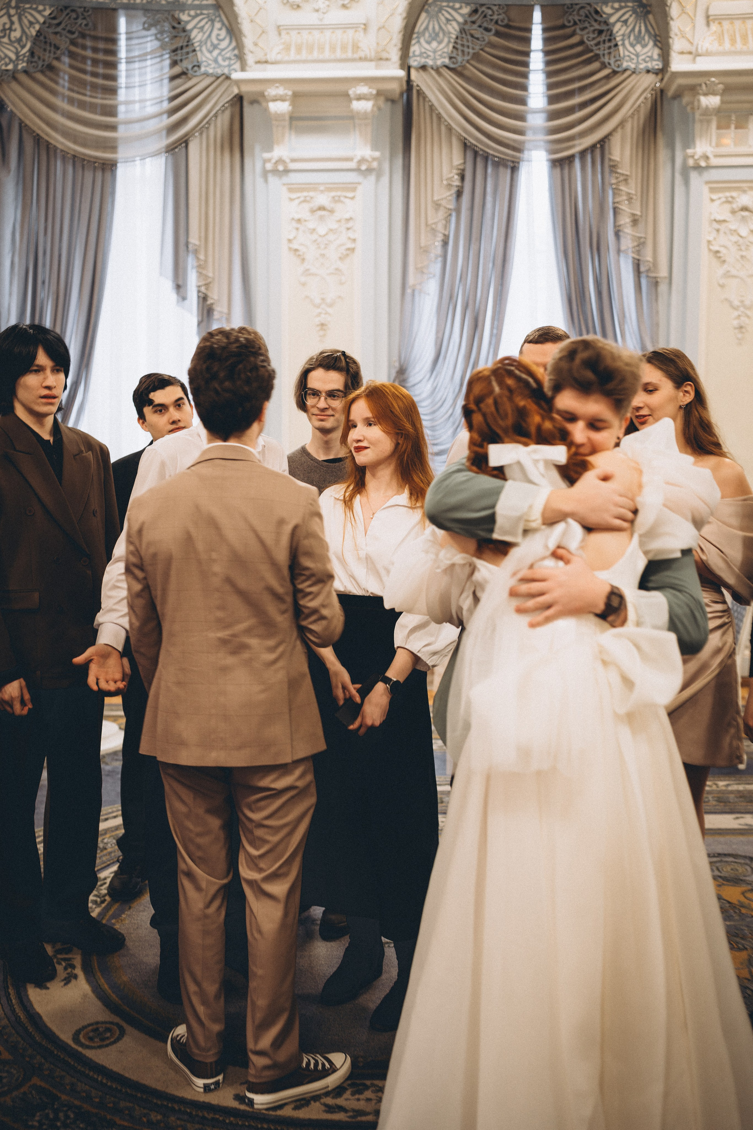 СВАДЕБНАЯ СЬЕМКА ВО ВТОРОМ ДВОРЦЕ С ГОСТЯМИ И ПРОГУЛКА В ТАВРИЧЕСКОМ САДУ. Профессиональный фотограф, Санкт-Петербург — Виктория Богомолова