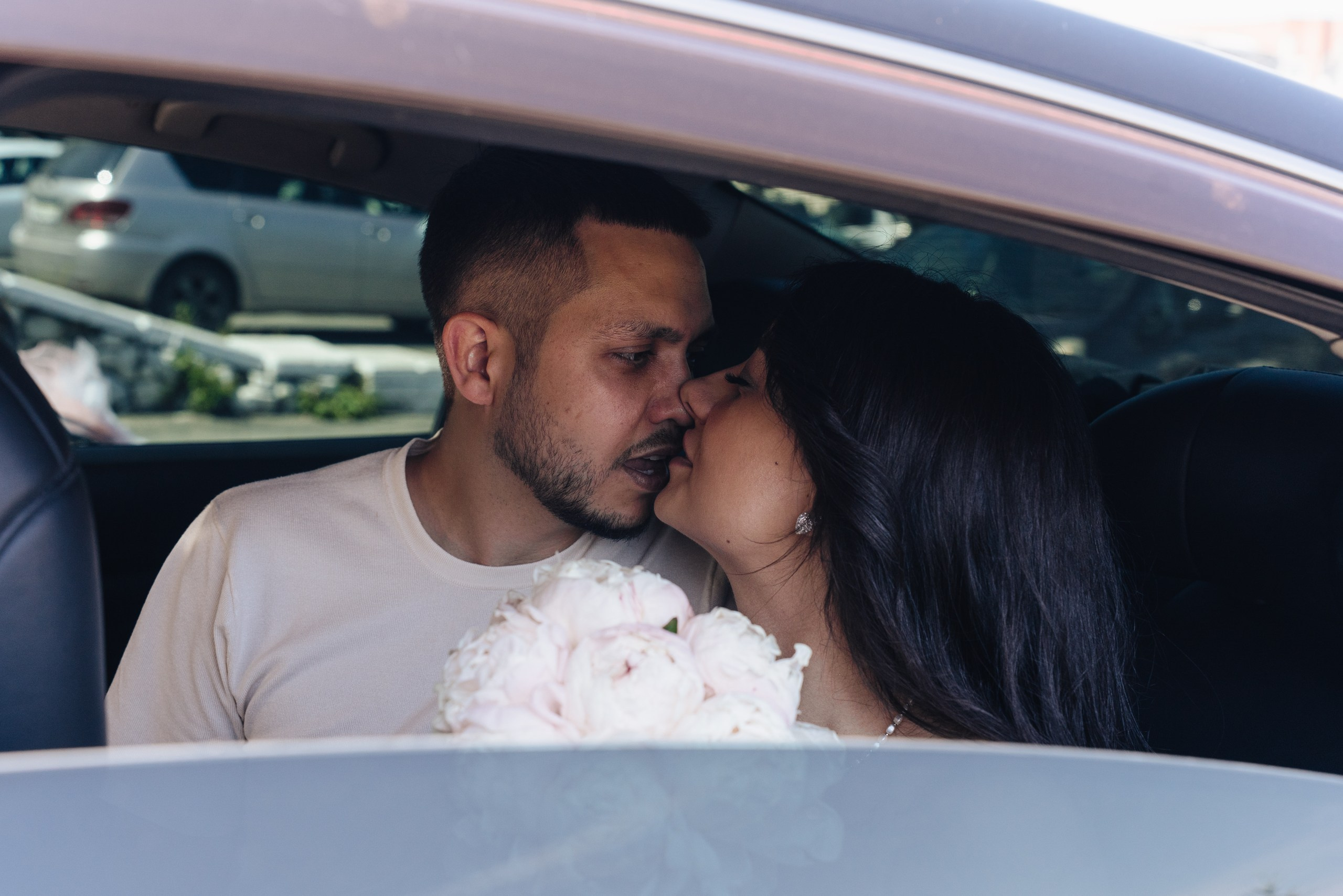 ЗАГС Декабрьских событий. Для тех, кто не ждёт удачи, а создаёт её. Каждая фотосессия — это твой момент, твой стиль, твой успех. 📸