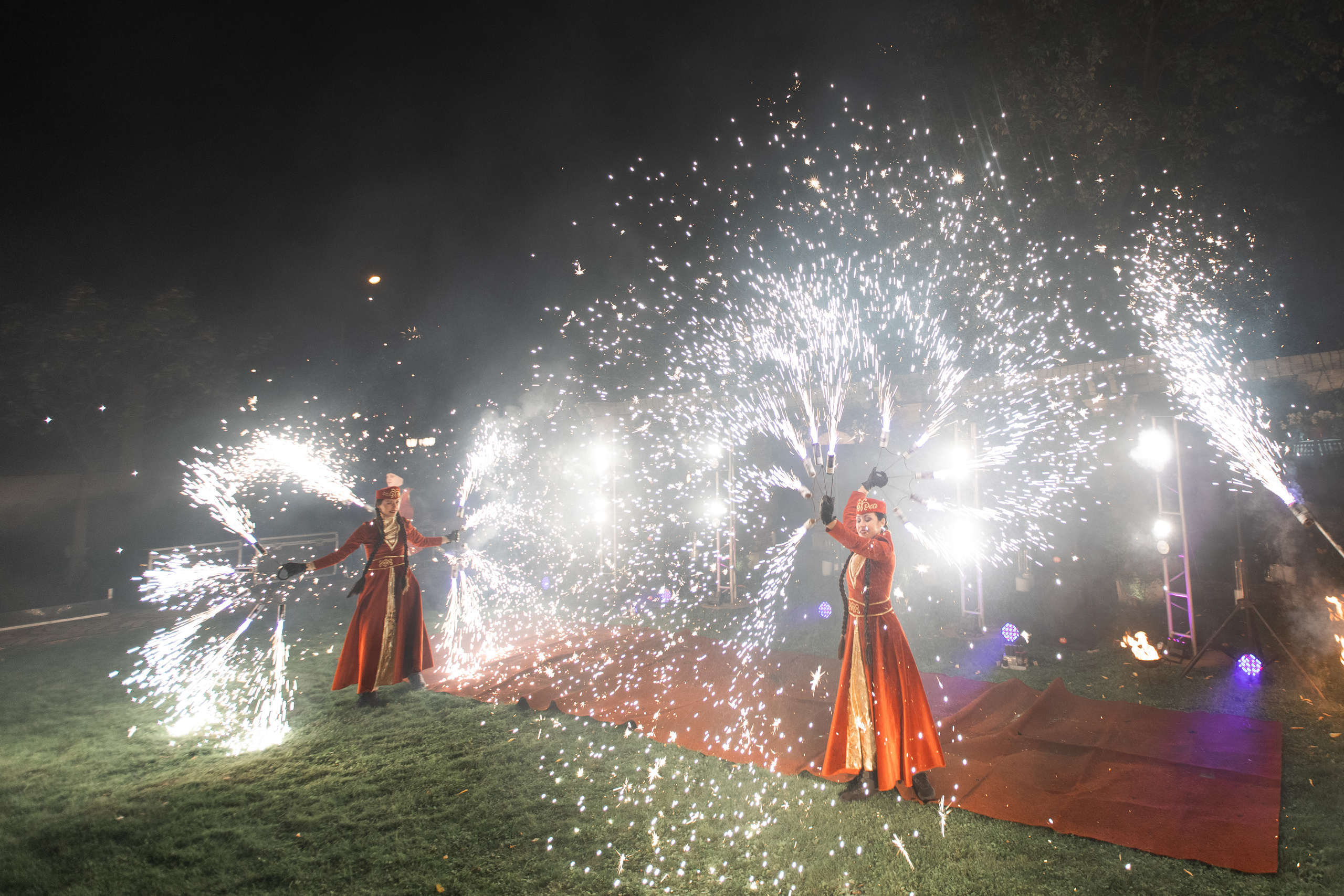 Armenia + Mexico = LOVE. Студийный и свадебный фотограф в Москве Айк Саркисян
