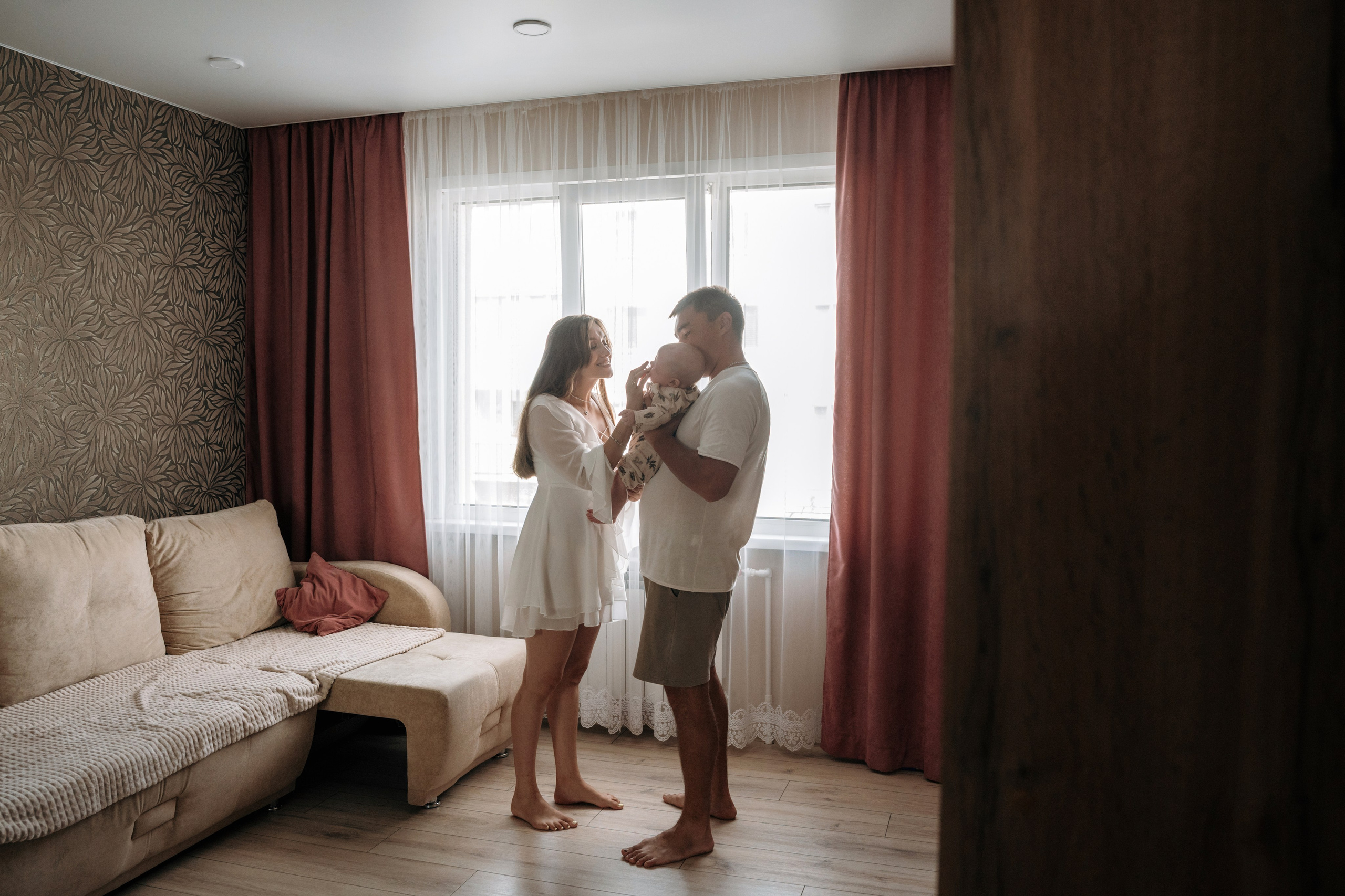 Семья дома. Семейный и свадебный фотограф в Ульяновске Арина Авдеева