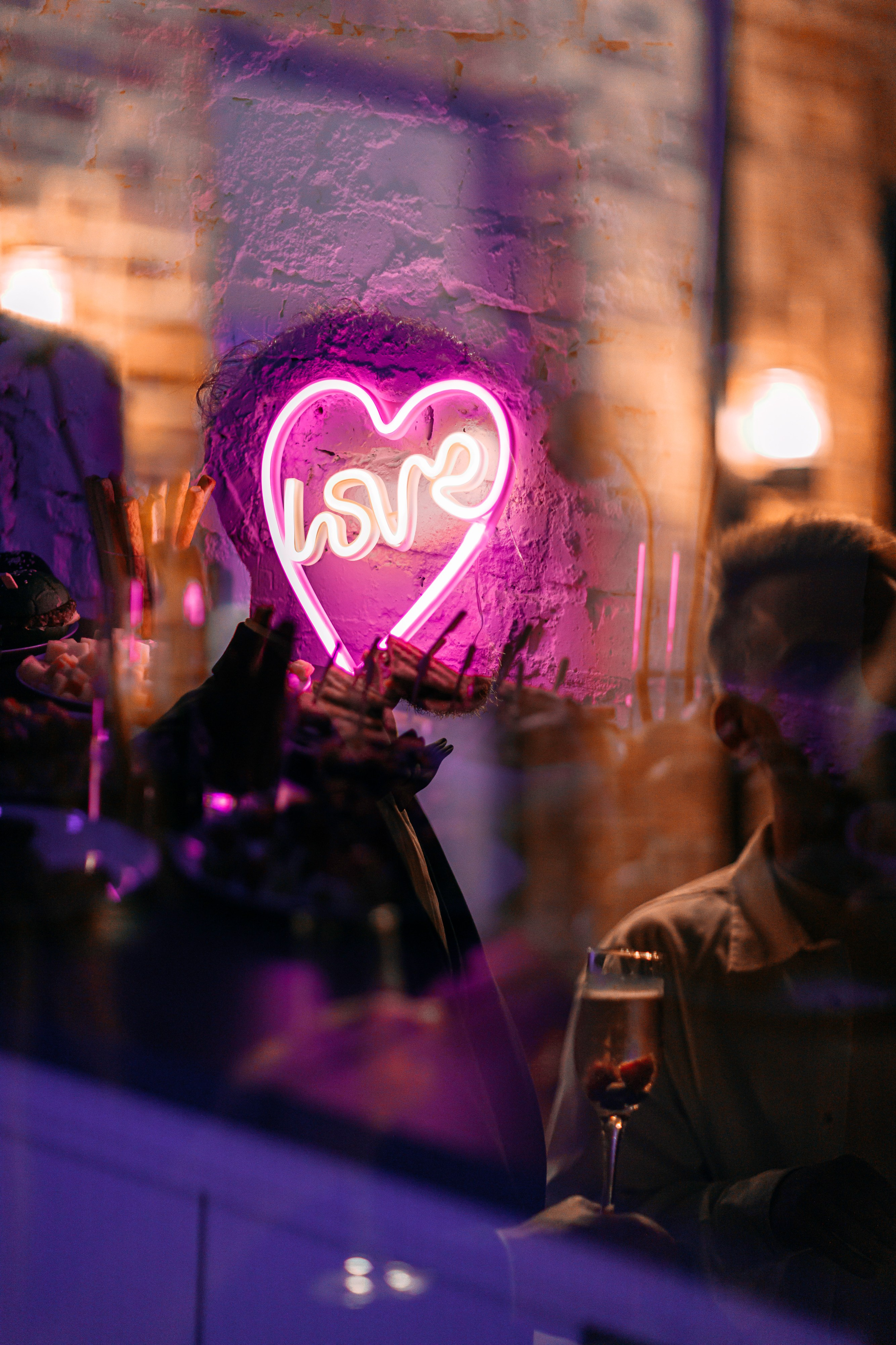 ЦВЕТ СЕЗОНА — РОЗОВЫЙ