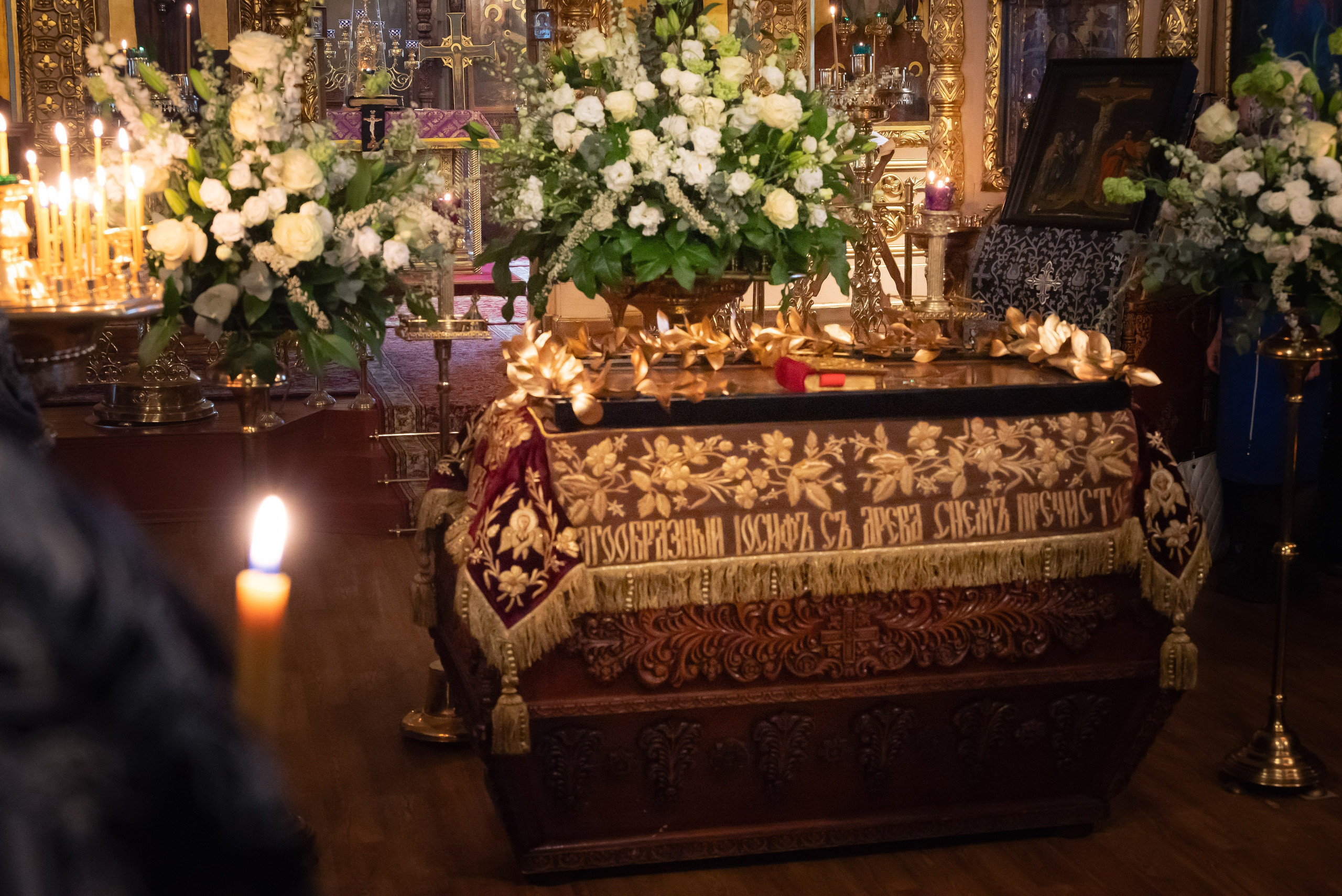 Богородский храм. Вынос Плащаницы. Антон и Татьяна Денисенко — В храме