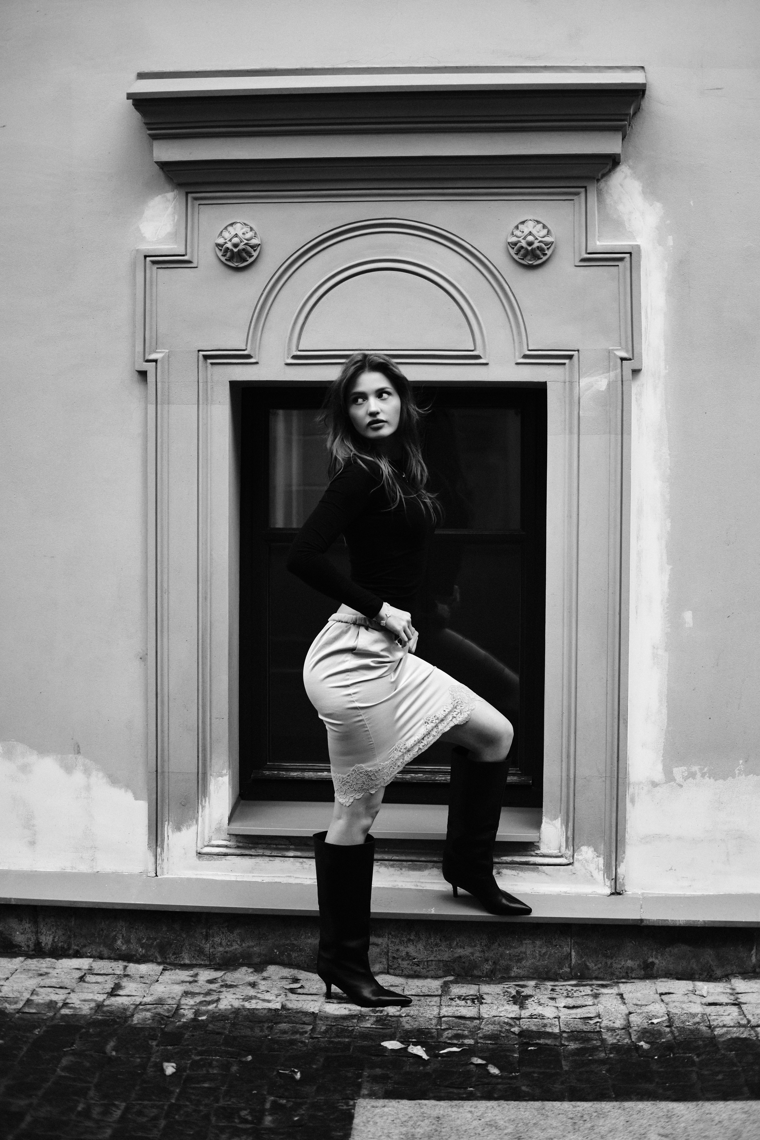 Women. Malkovaa