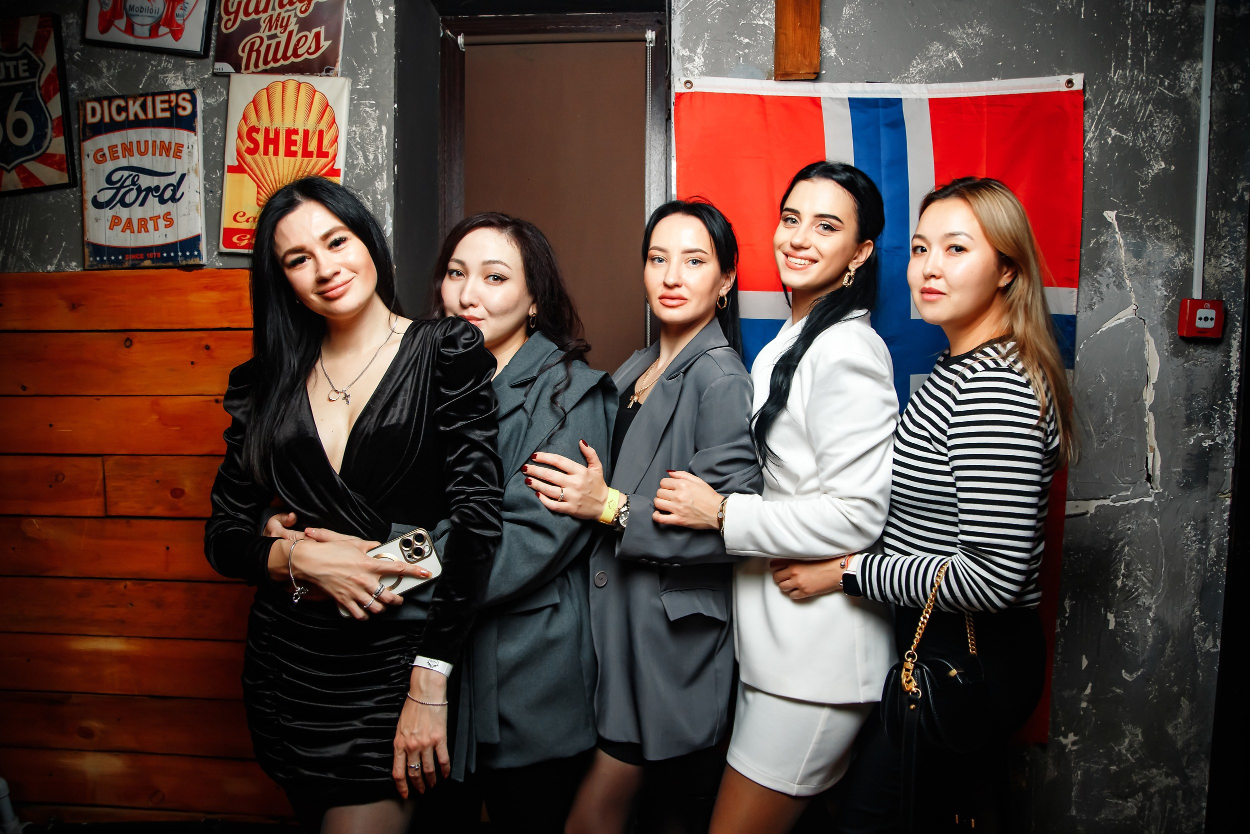 Garage. Кипятком Павлодар