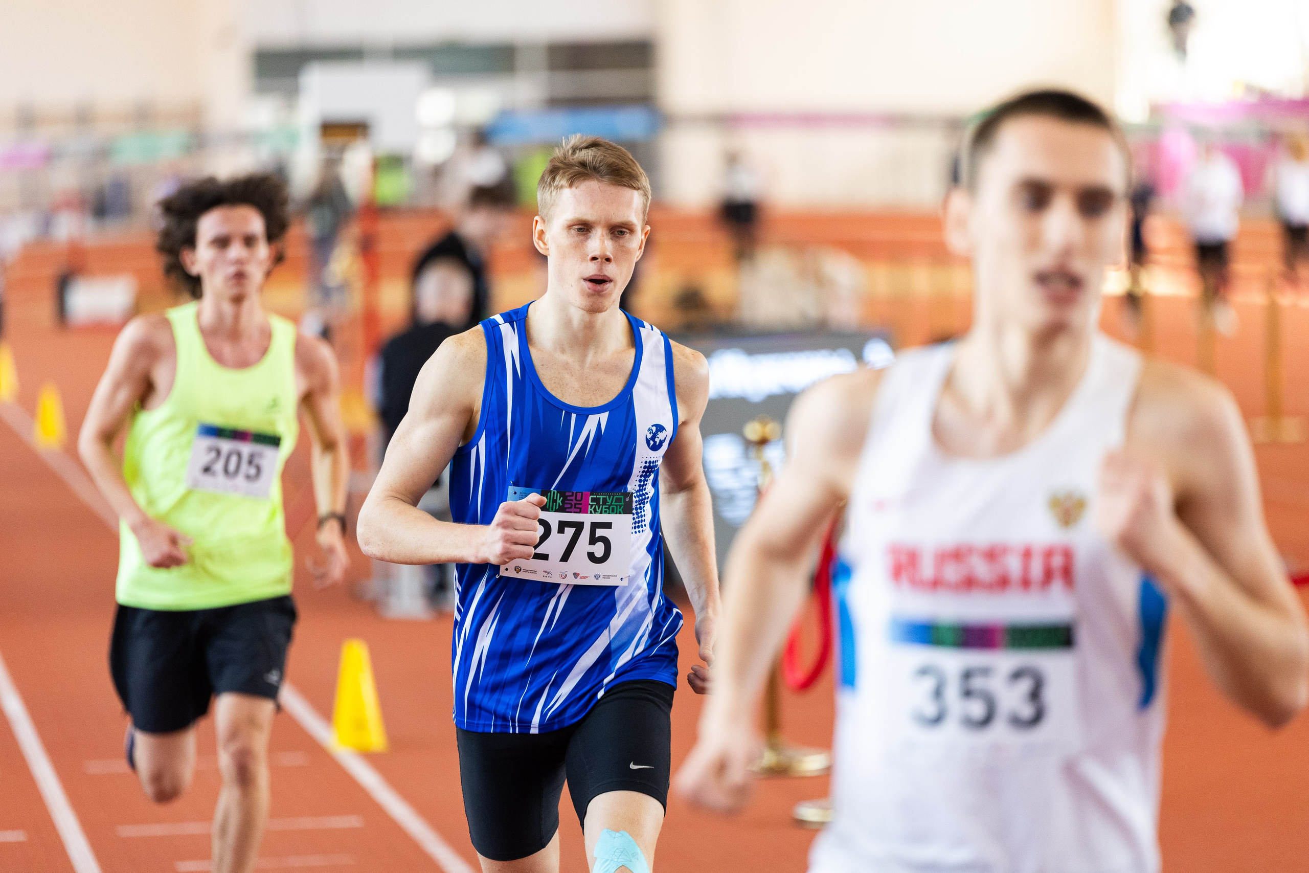 Студенческий кубок по легкой атлетике. Фотограф Родион Нарудинов