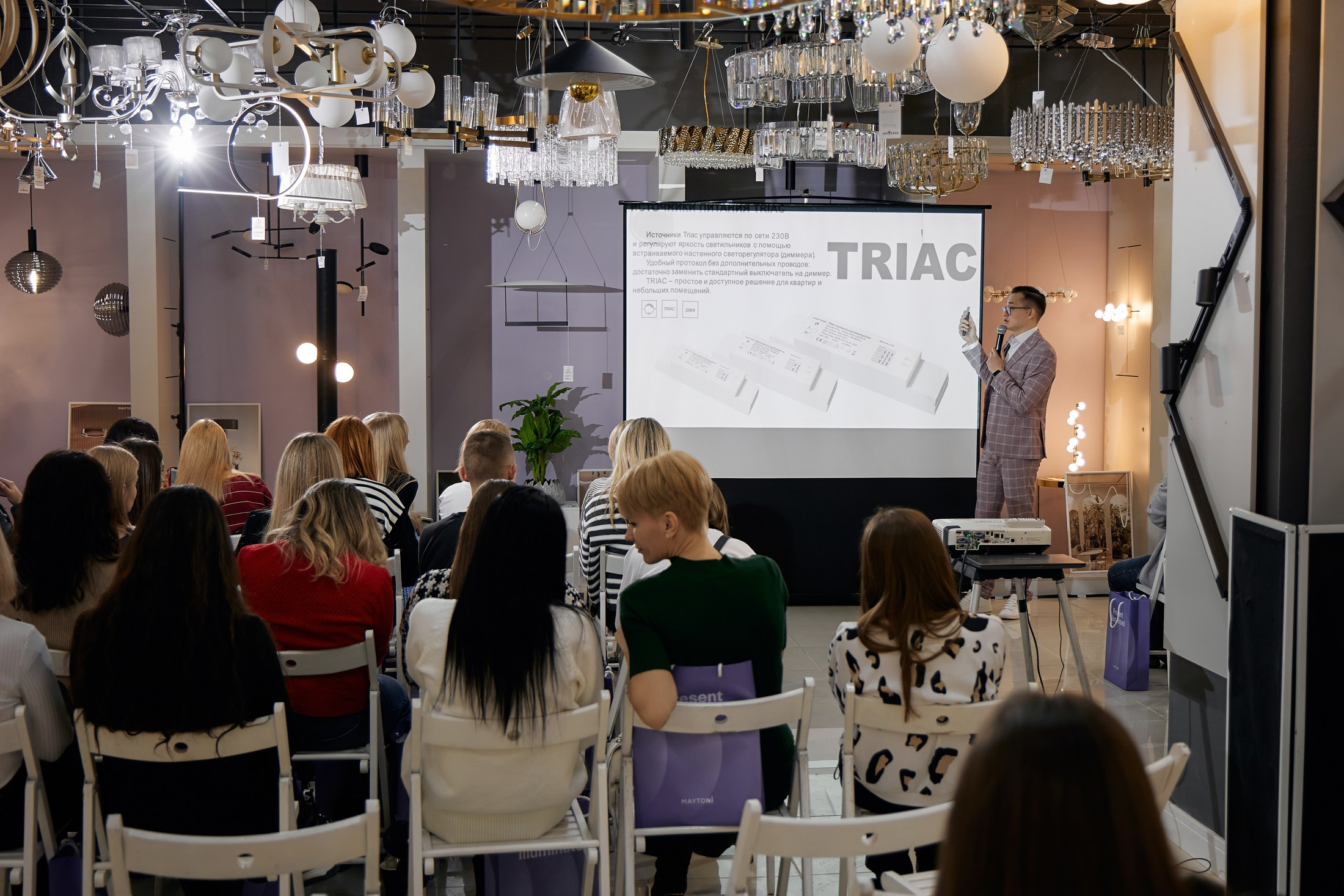 Конференция Светолок. Свадебный репортажный и фуд фотограф в Барнауле Гайфулин Виталий