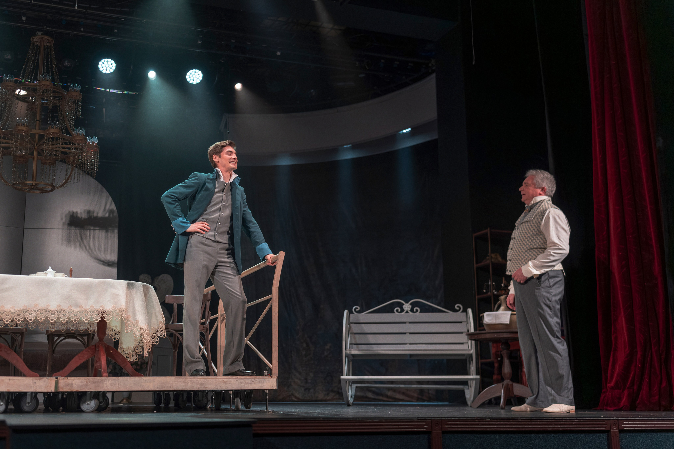 Театр Роста: Отцы и Дети. Сайт фотографа Сергея Абрамова