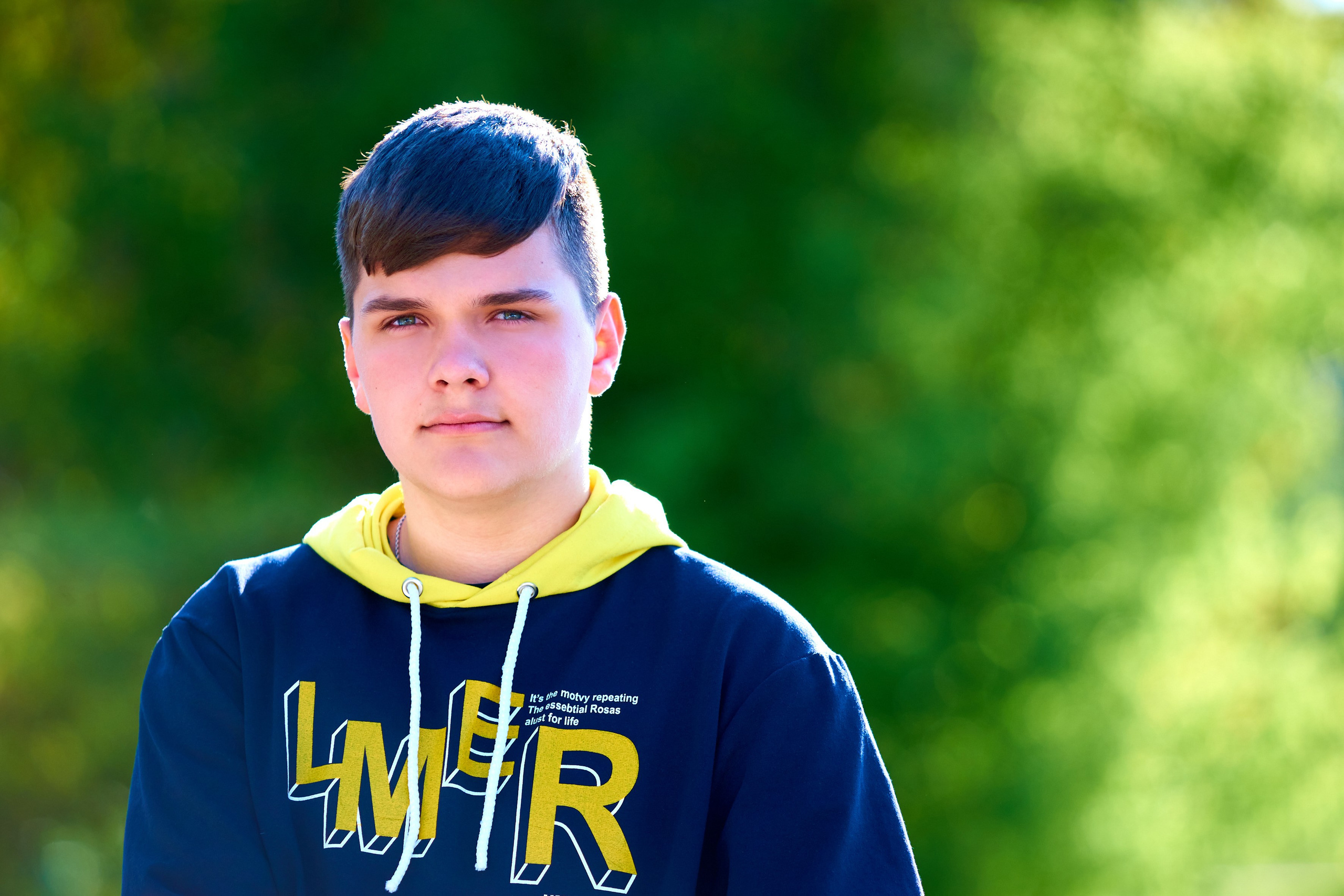 Весна 2023 в парке. 11 класс. Childrenfoto.ru