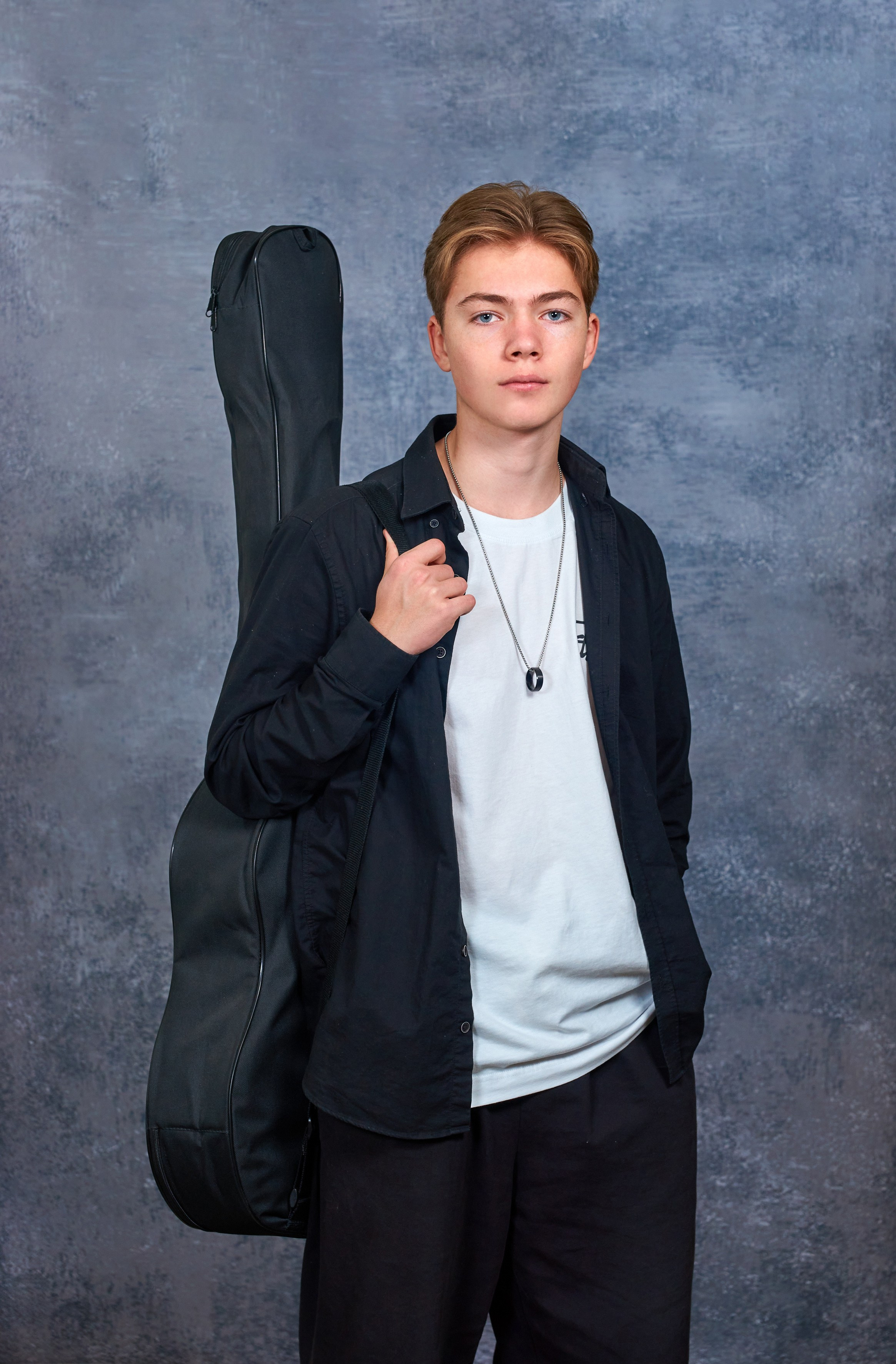 Портретная съёмка. 9 класс. 2024. Childrenfoto.ru