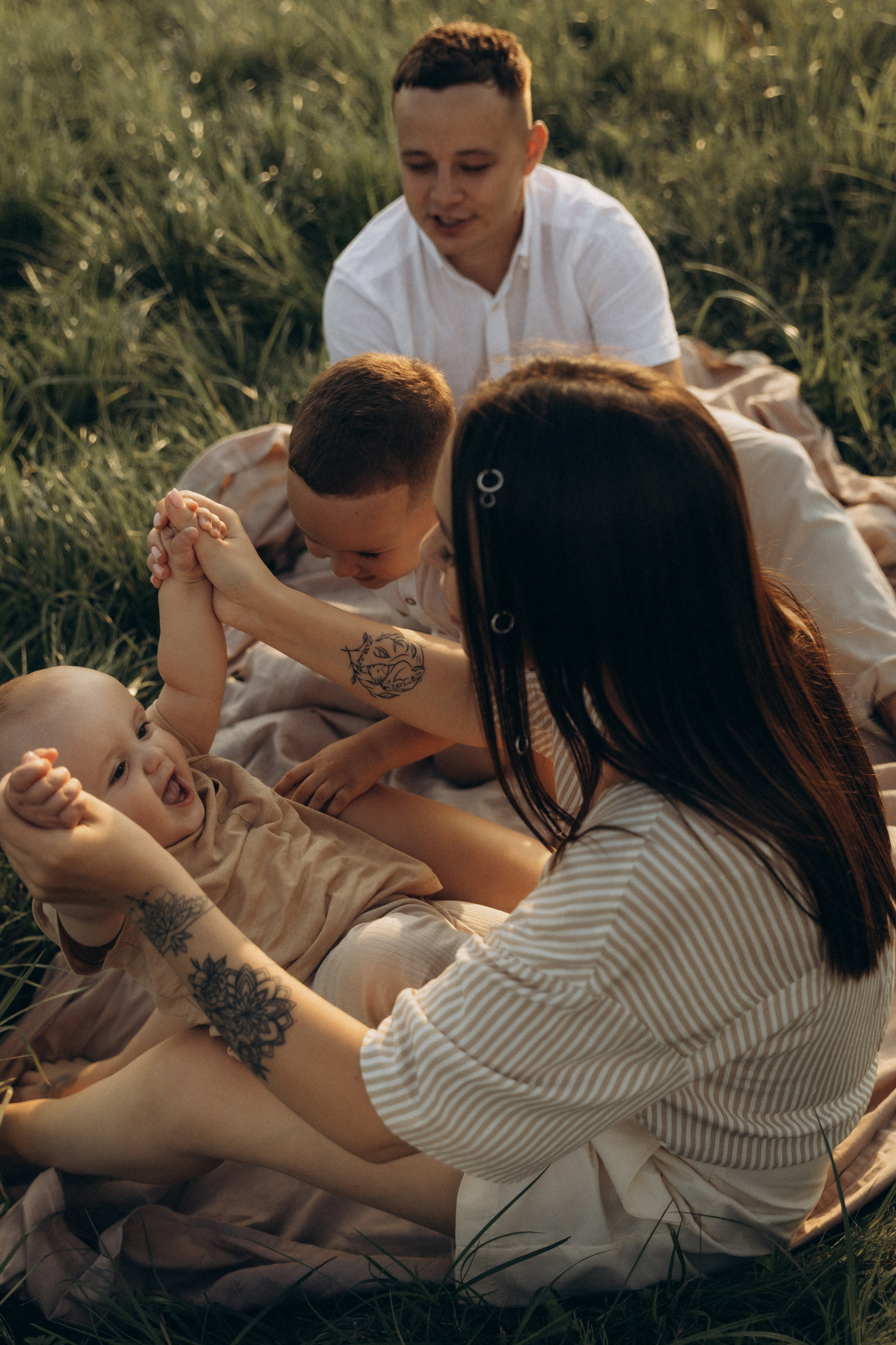 Семейная прогулка. Семейный фотограф в Минске Марина Бургацкая