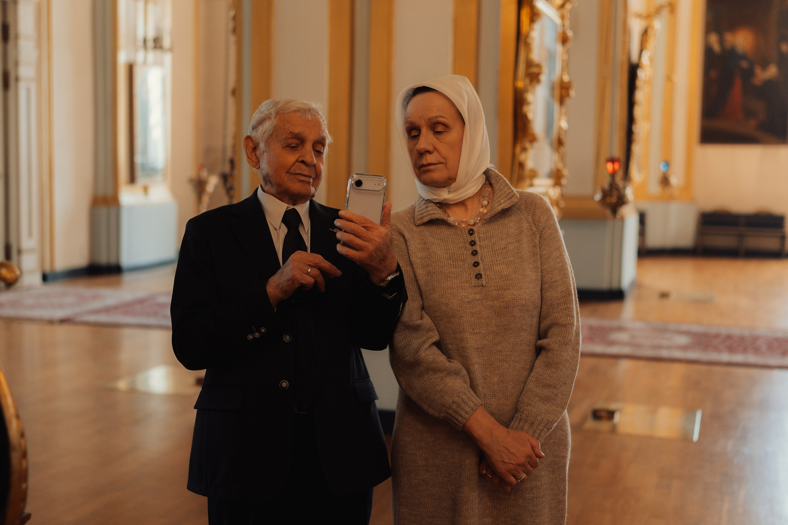 Иван и Мария. Hmliber — фотограф и контент-креатор из Петербурга