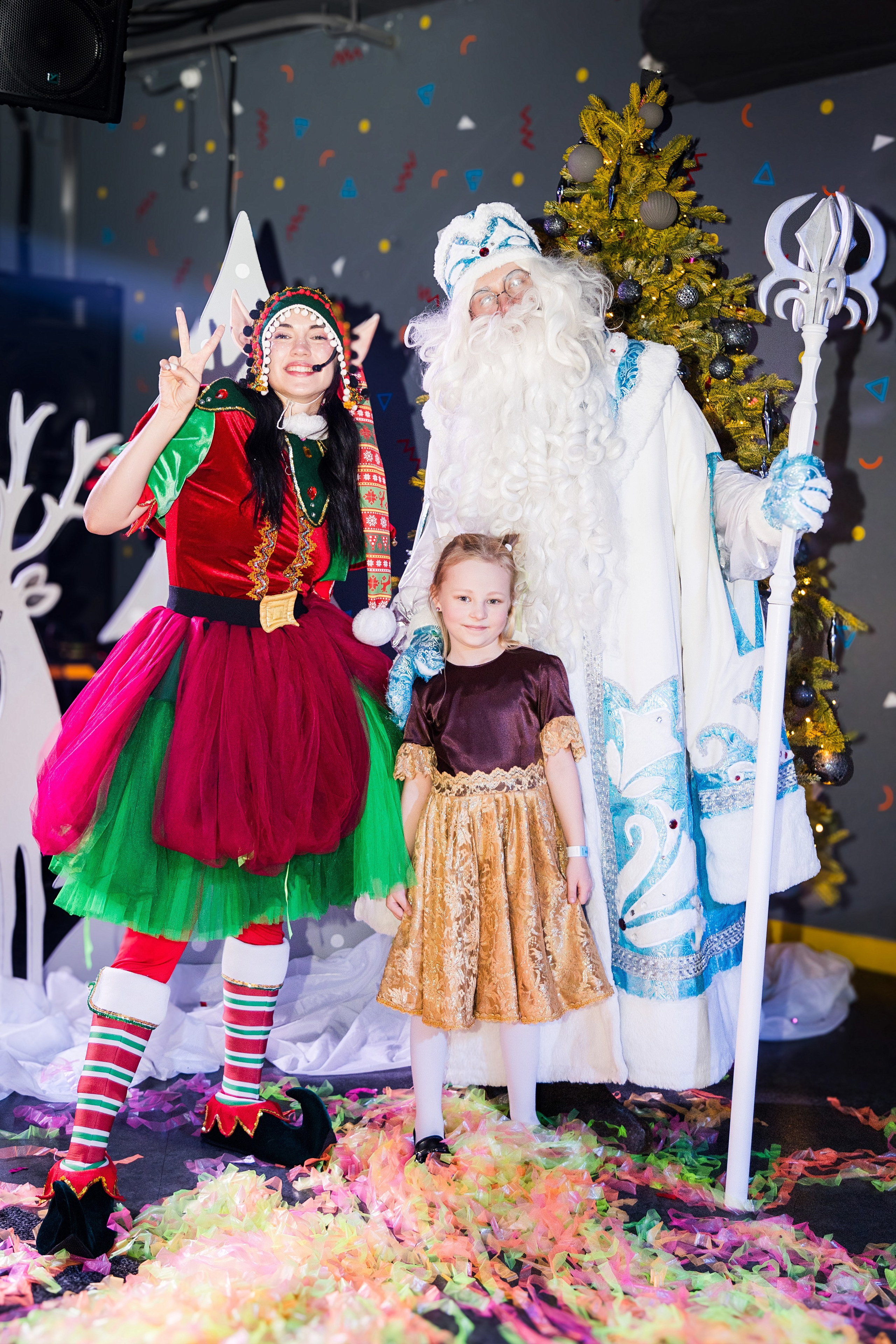 Новогодние утренники. Детский фотограф видеограф в Хабаровске Михаил Орлов