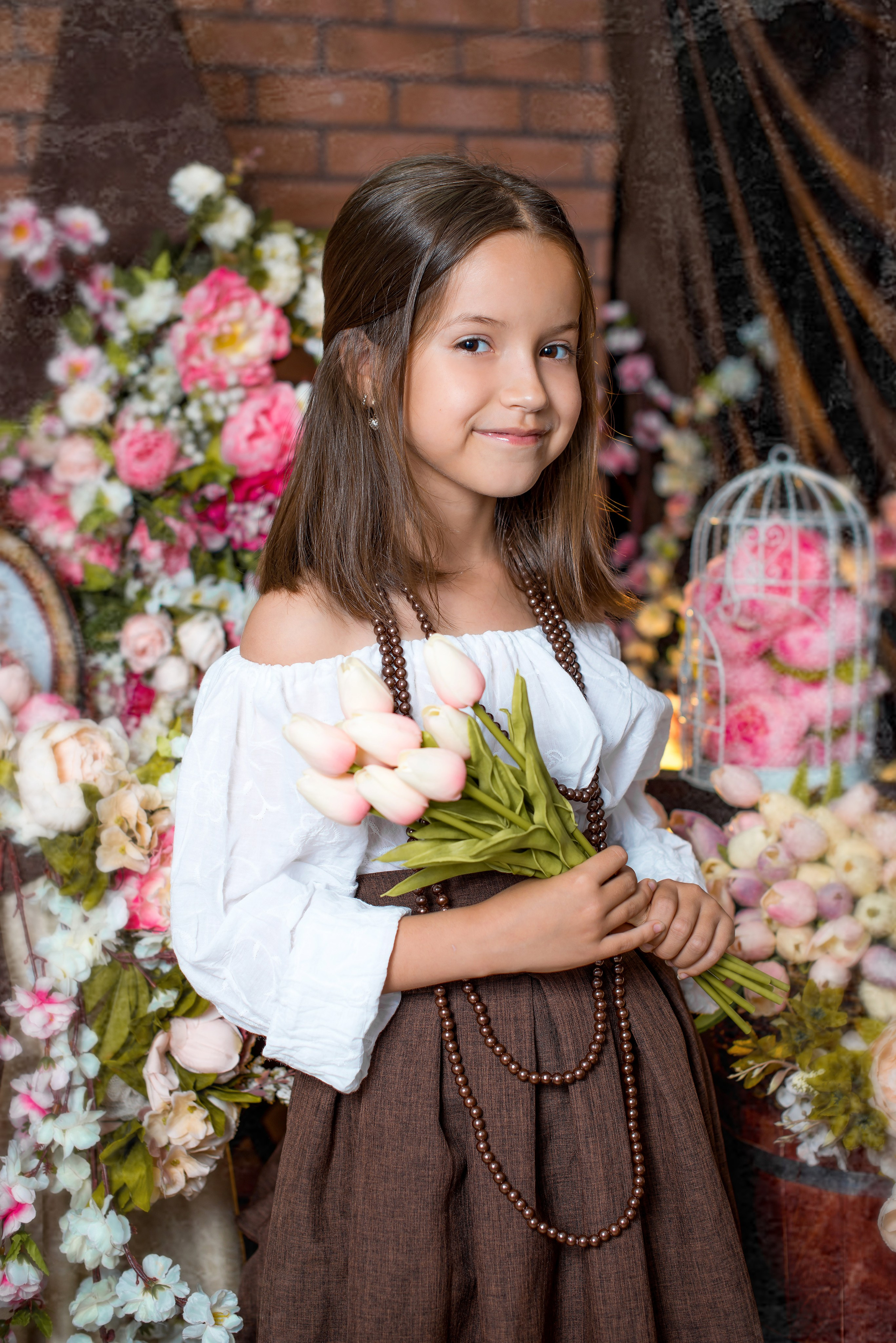 Цветочница. Татьяна Гойда портретный и семейный фотограф Ленск. Выпускные альбомы