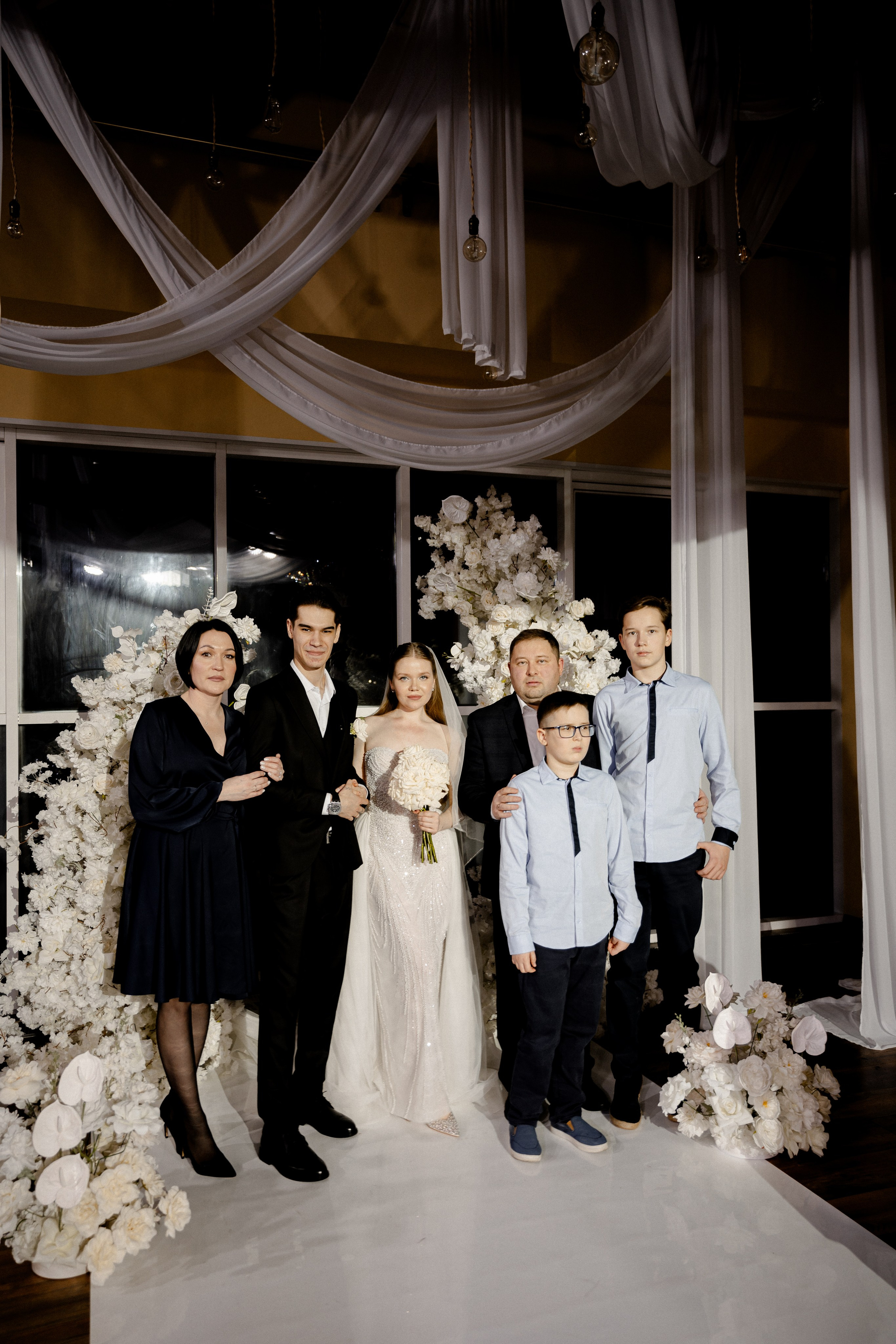 СВАДЕБНАЯ СЬЕМКА СБОРОВ В ОТЕЛЕ И ВЫЕЗД НА ЦЕРЕМОНИЮ (СНЯТО В СИБИРЕ В НИЖНЕВАРТОВСКЕ). Профессиональный фотограф, Санкт-Петербург — Виктория Богомолова