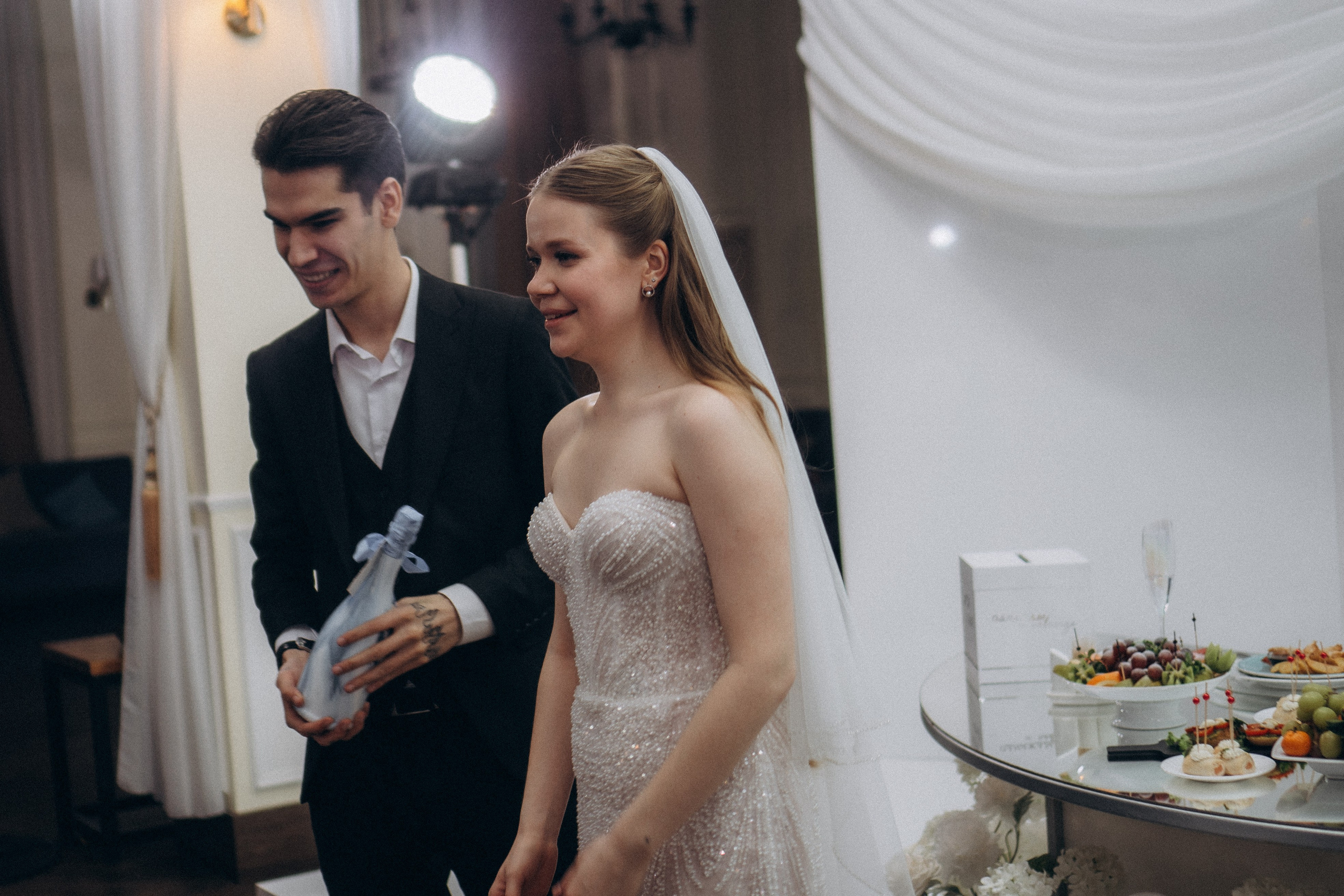 СЬЕМКА СВАДЕБНОГО БАНКЕТА (СНЯТО В СИБИРЕ В НИЖНЕВАРТОВСКЕ). Профессиональный фотограф, Санкт-Петербург — Виктория Богомолова