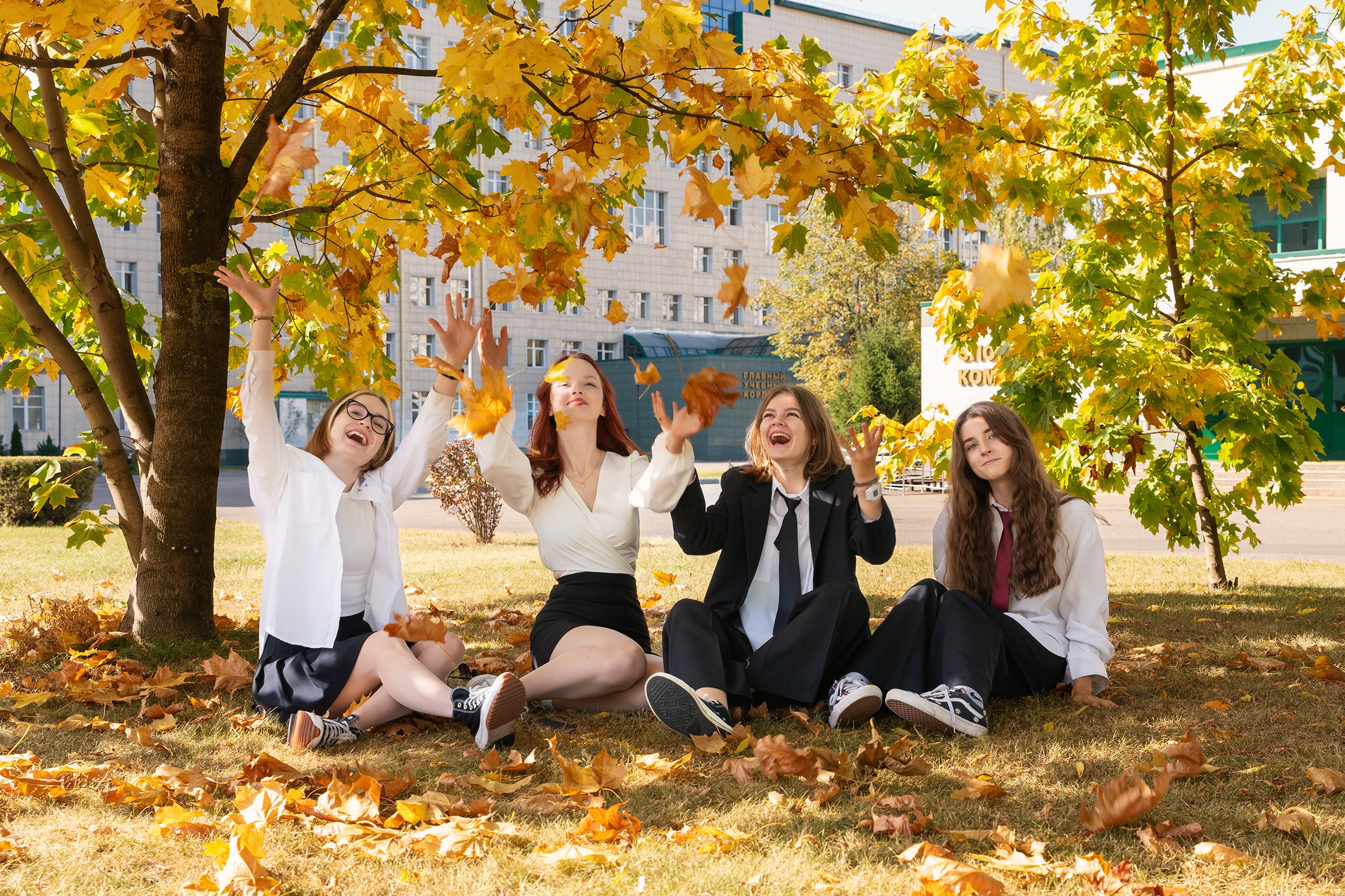 Выпускные фотосессии. Выпускные фотоальбомы Фотограф в Москве Устинович Алена
