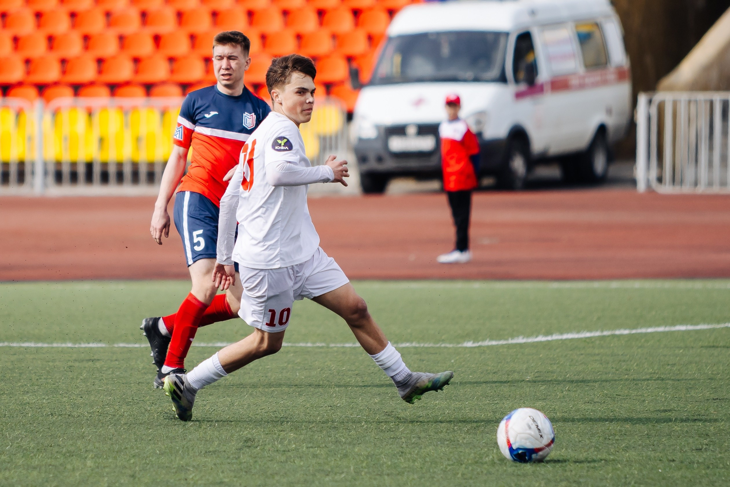 ФК «Металлург-Магнитогорск» vs ФК «ОСШ-Челябинск-М» // 05.04.25. Денис Прохоров Фотограф в г. Магнитогорск