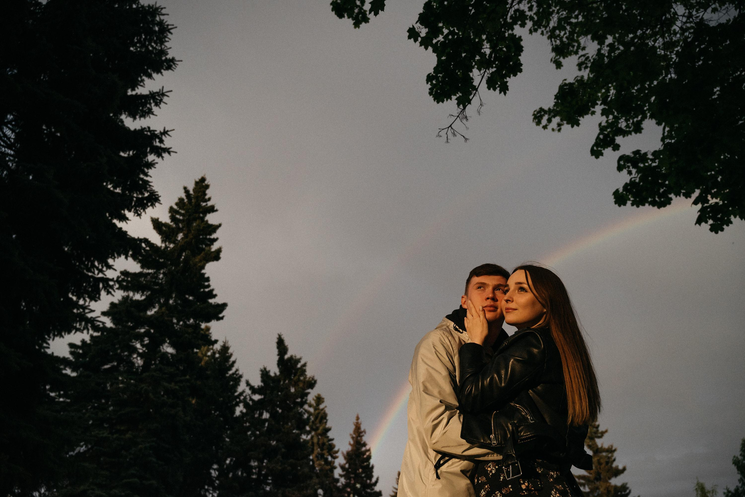 В цветении яблонь. Свадебный фотограф Ижевск Петр Шишков