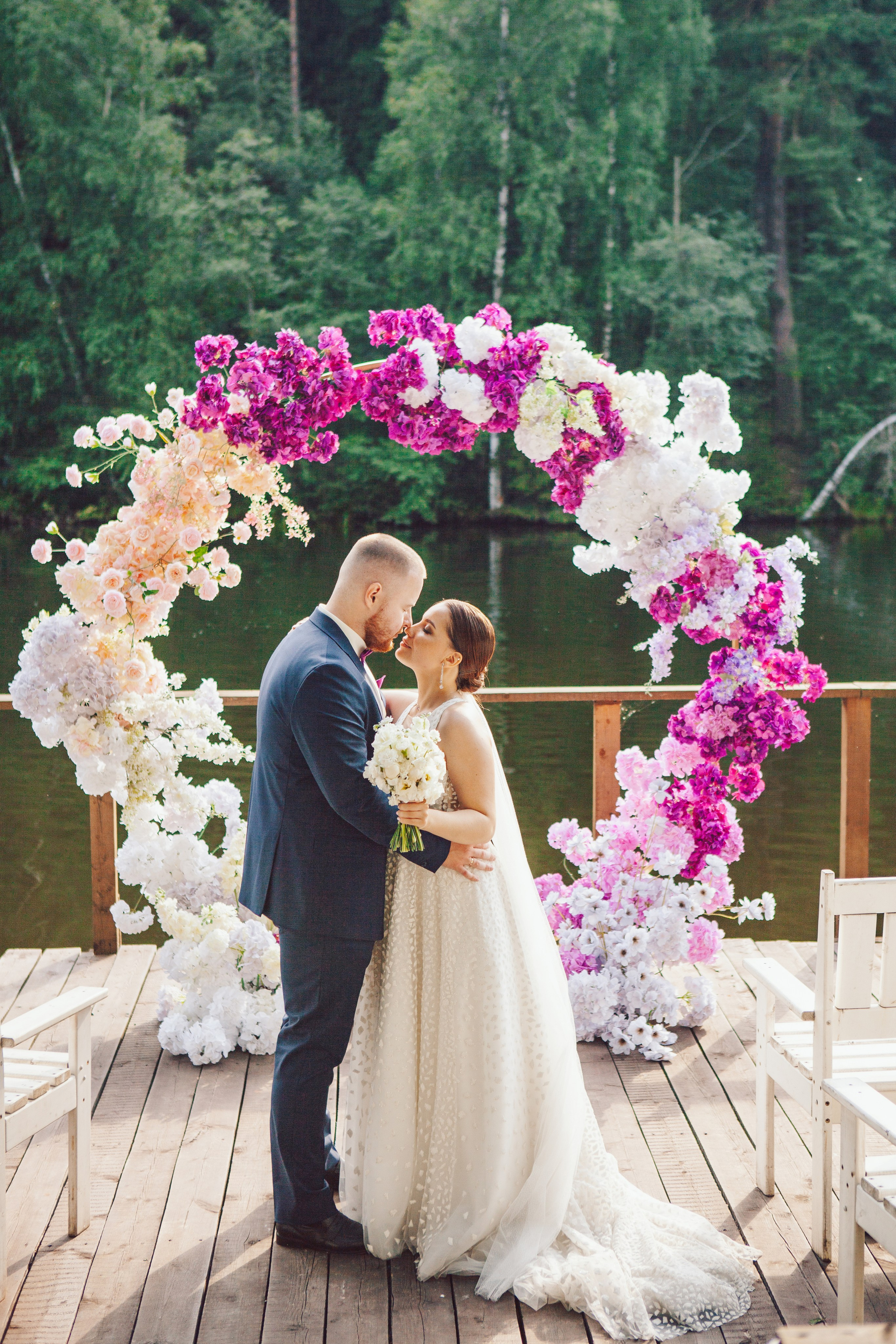 Свадебная фотосессия в отеле hartwell hotel и на патриарших прудах. Фотограф Ольга Ефремова