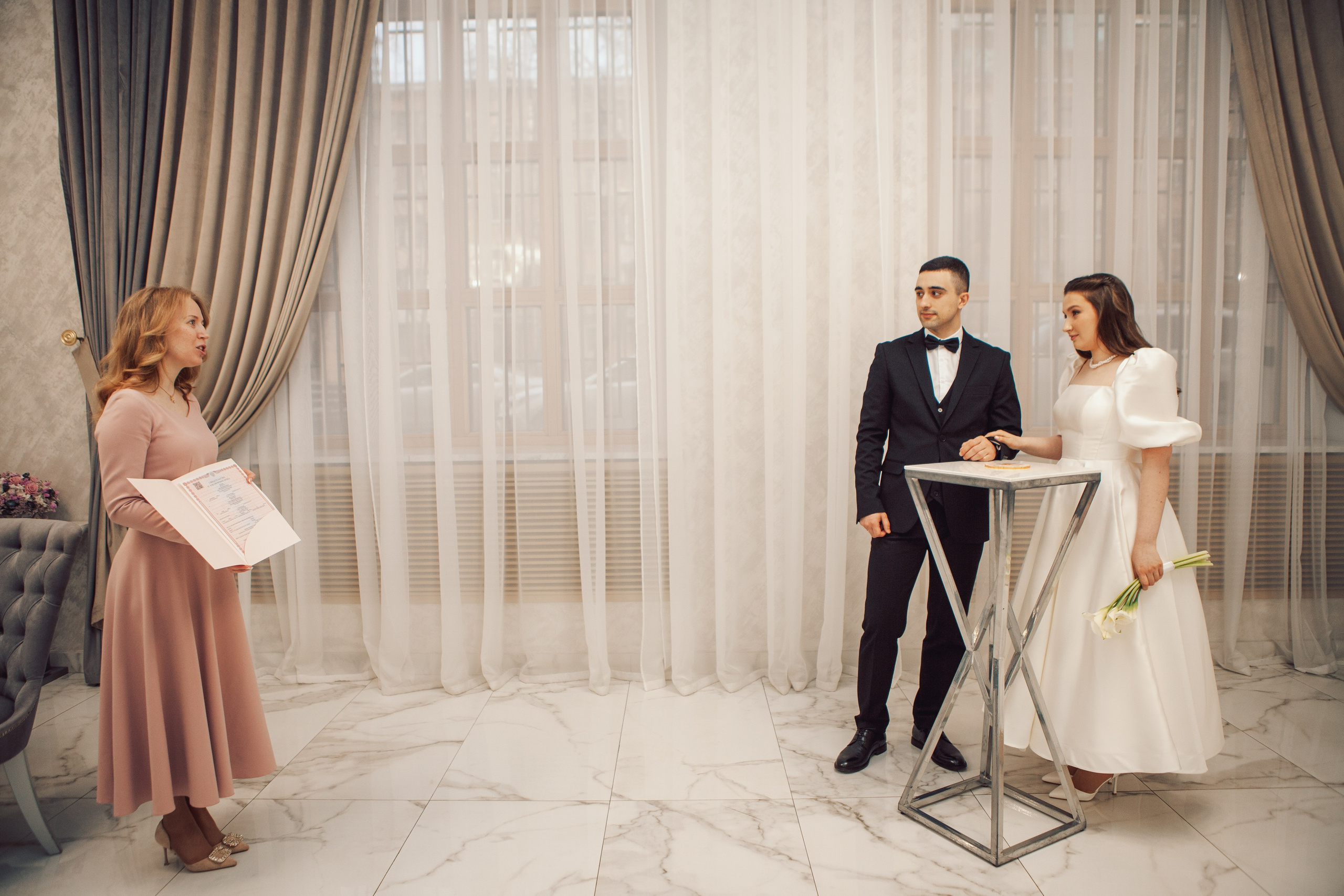 Роспись в Кутузовском ЗАГСе. Фотограф Ольга Ефремова