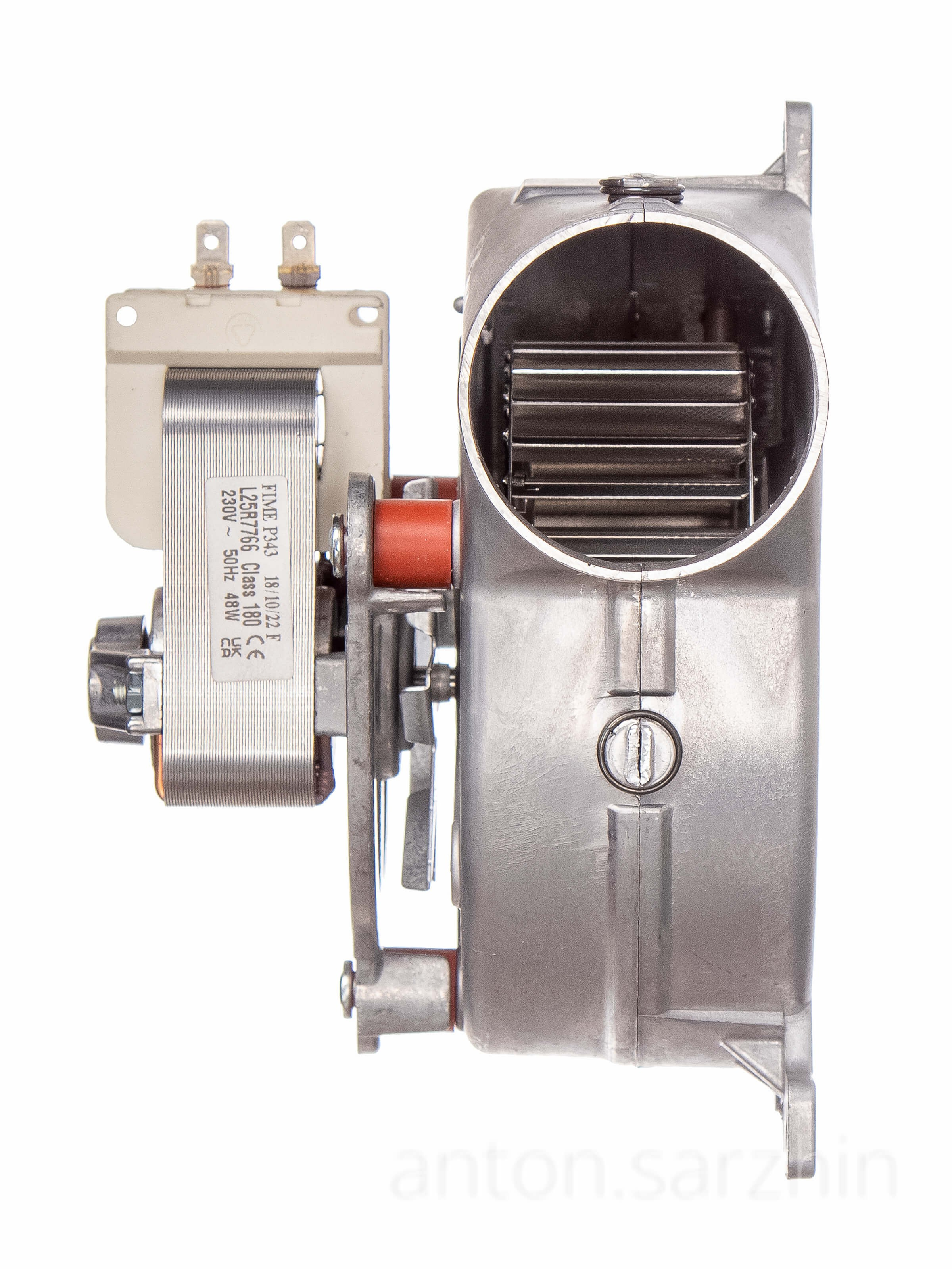 Предметное фото вентилятор котловой