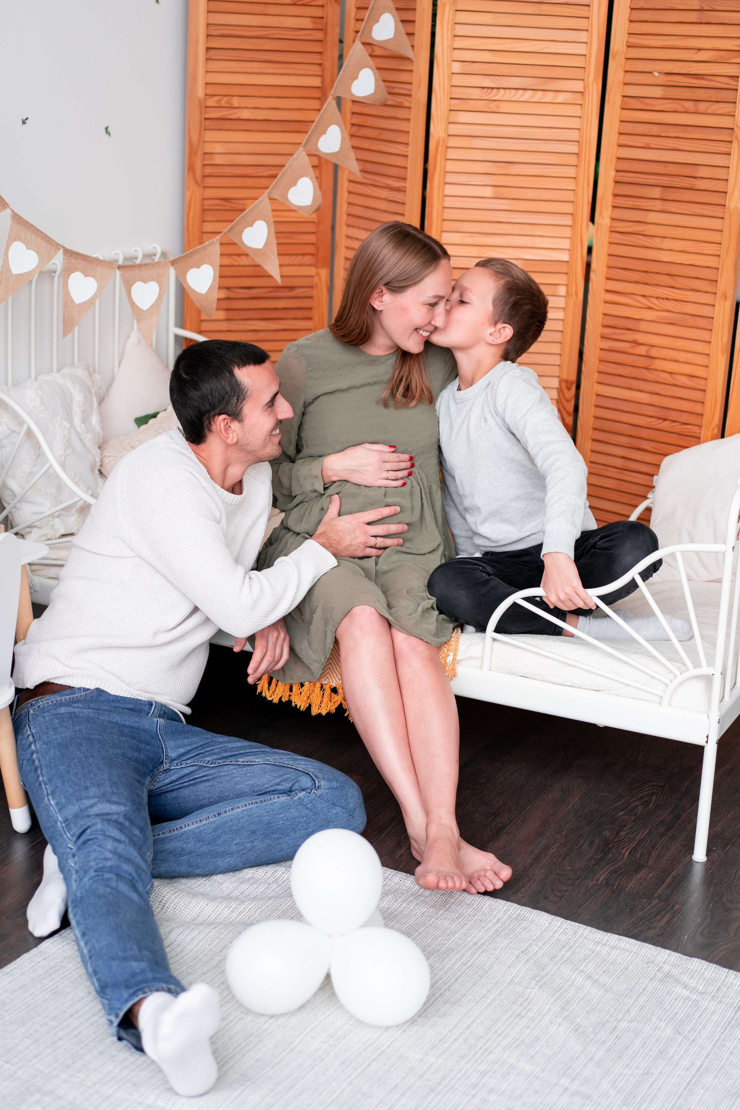 Фотографии беременности, в ожидании чуда. Детская, семейная фотостудия в Санкт-Петербурге