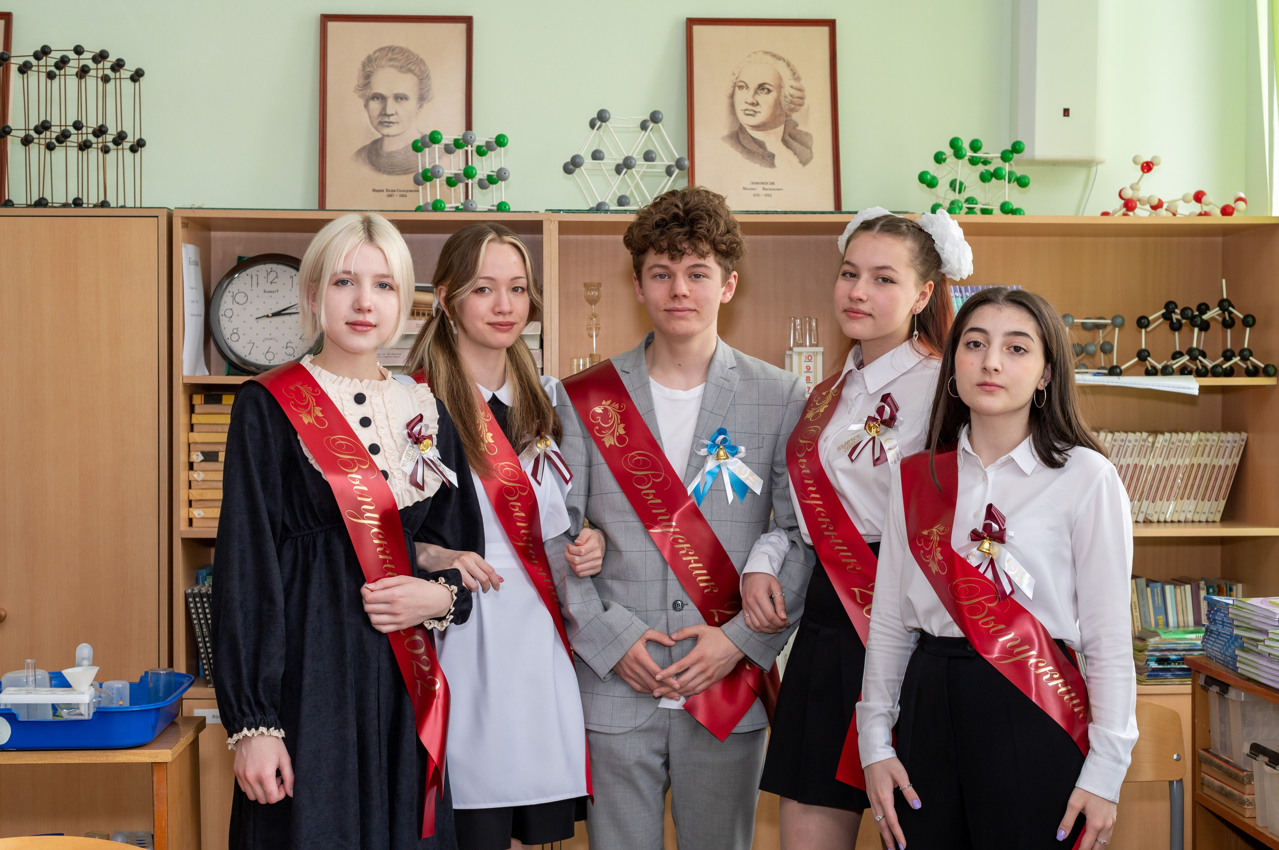 Последний звонок Школа 1412. Детский и семейный фотограф г. Москва Оксана Катаджи