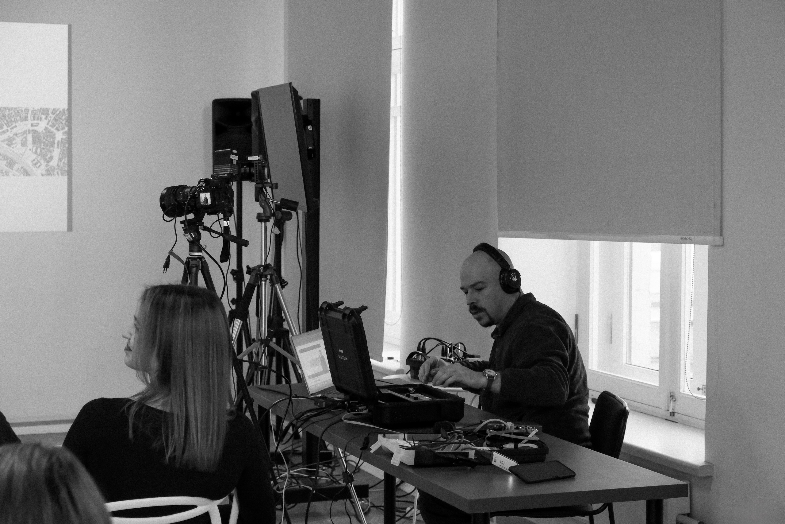 Прогулка с архитектором на диване: жилой комплекс «Садовые кварталы». Михаил Мулач | Архитектурный фотограф