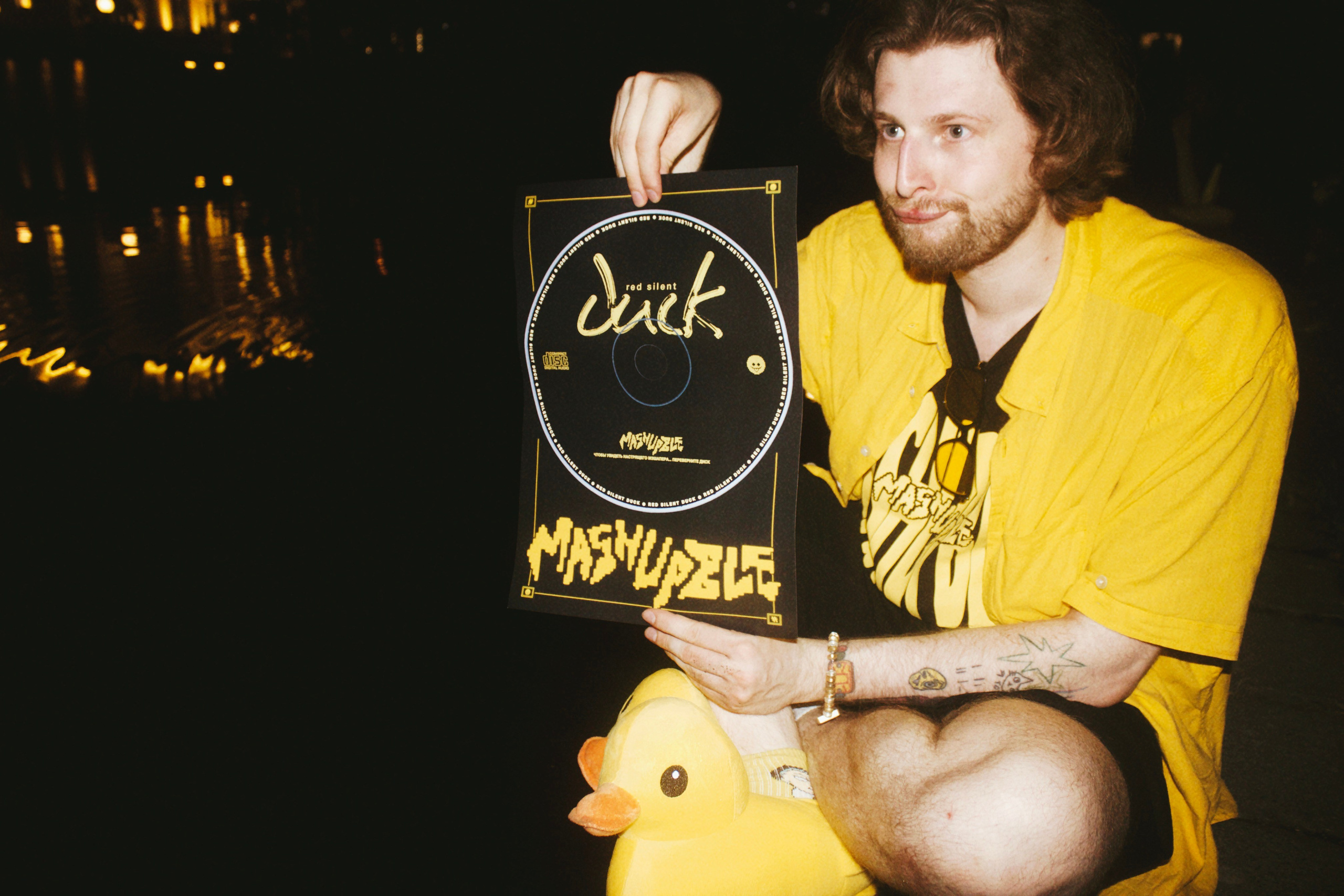 Съемка мерча MASHUPBLE. Концертный и портретный фотограф в Москве Соня Спросонья