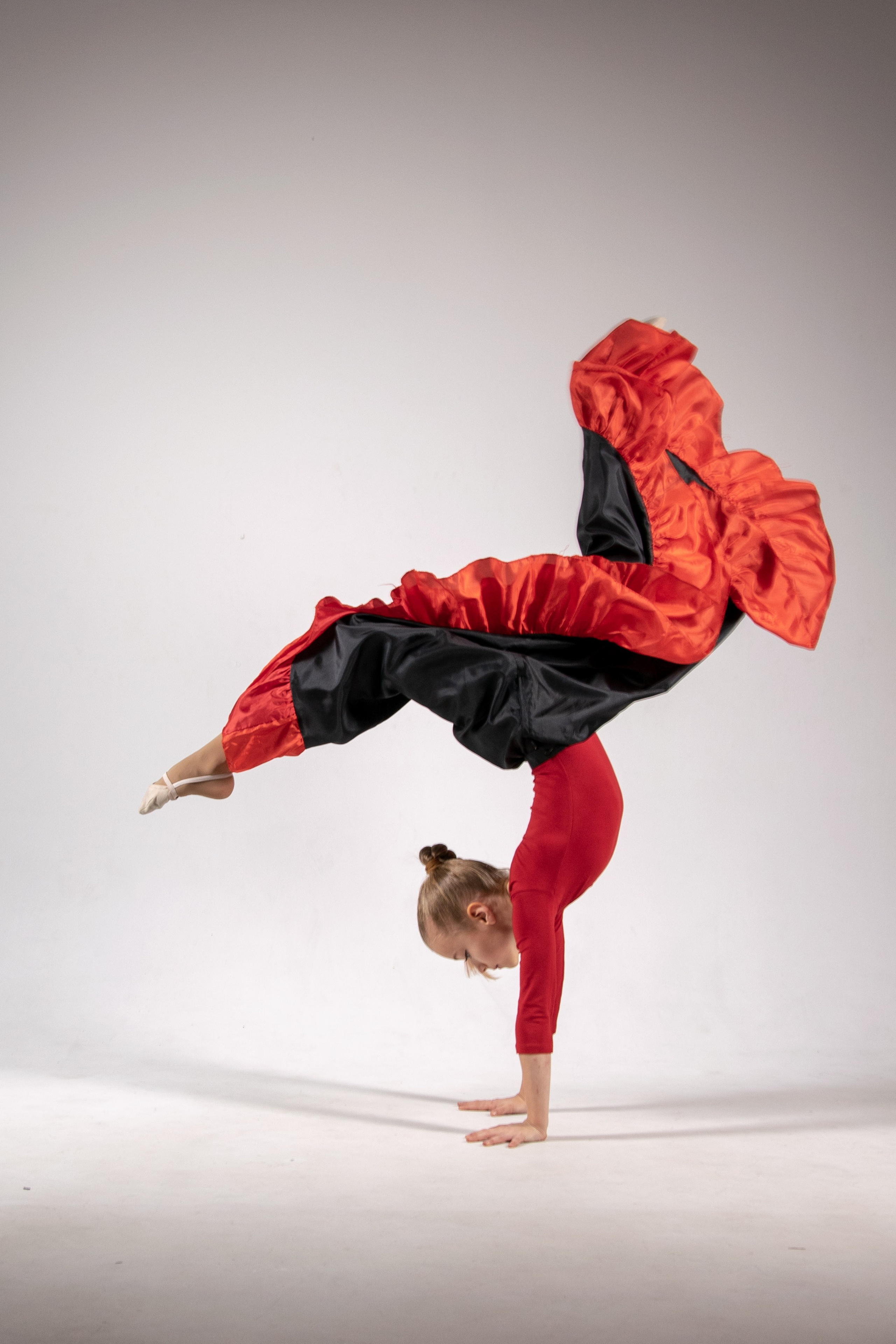 Гимнастическая сыемка. Фотограф Диана Волгограда