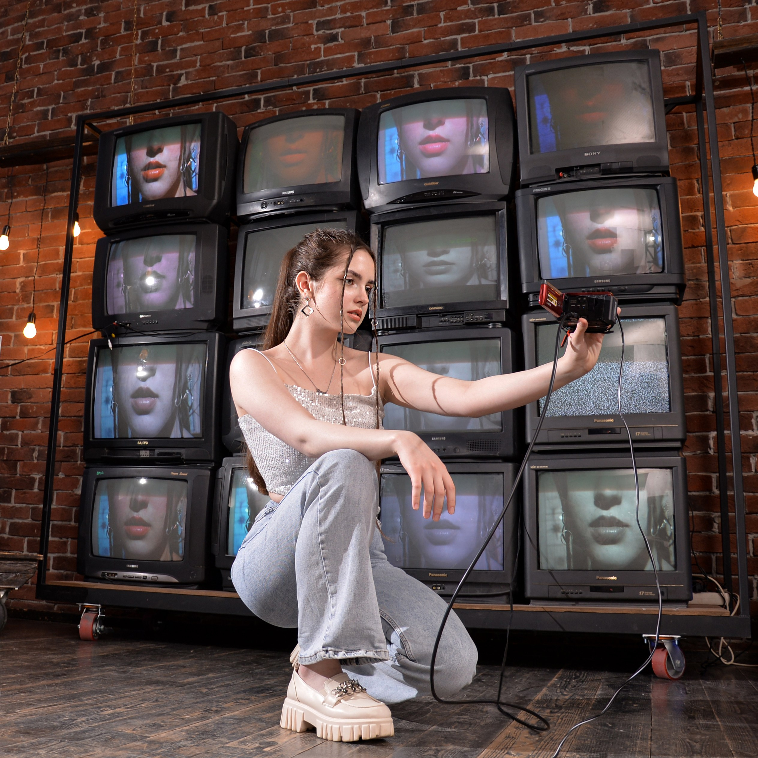 Вика, локация с телеками. Семейный и свадебный фотограф Галина Абакумова, фотосессии в Белгороде